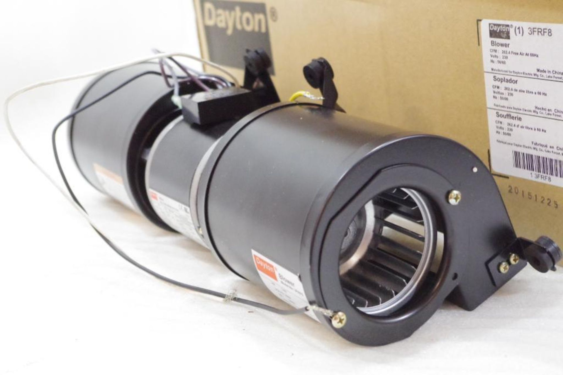 NEW DAYTON Rectangular Permanent Split Capacitor Low Profile Blower, Wheel Dia: 2-15/16", 230 VAC - Image 3 of 3