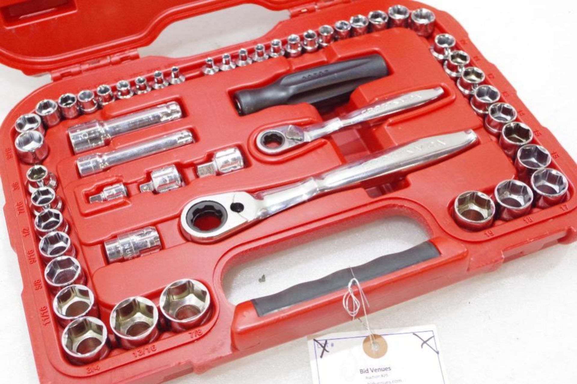 NEW CRAFTSMAN 51-Piece Tool Set