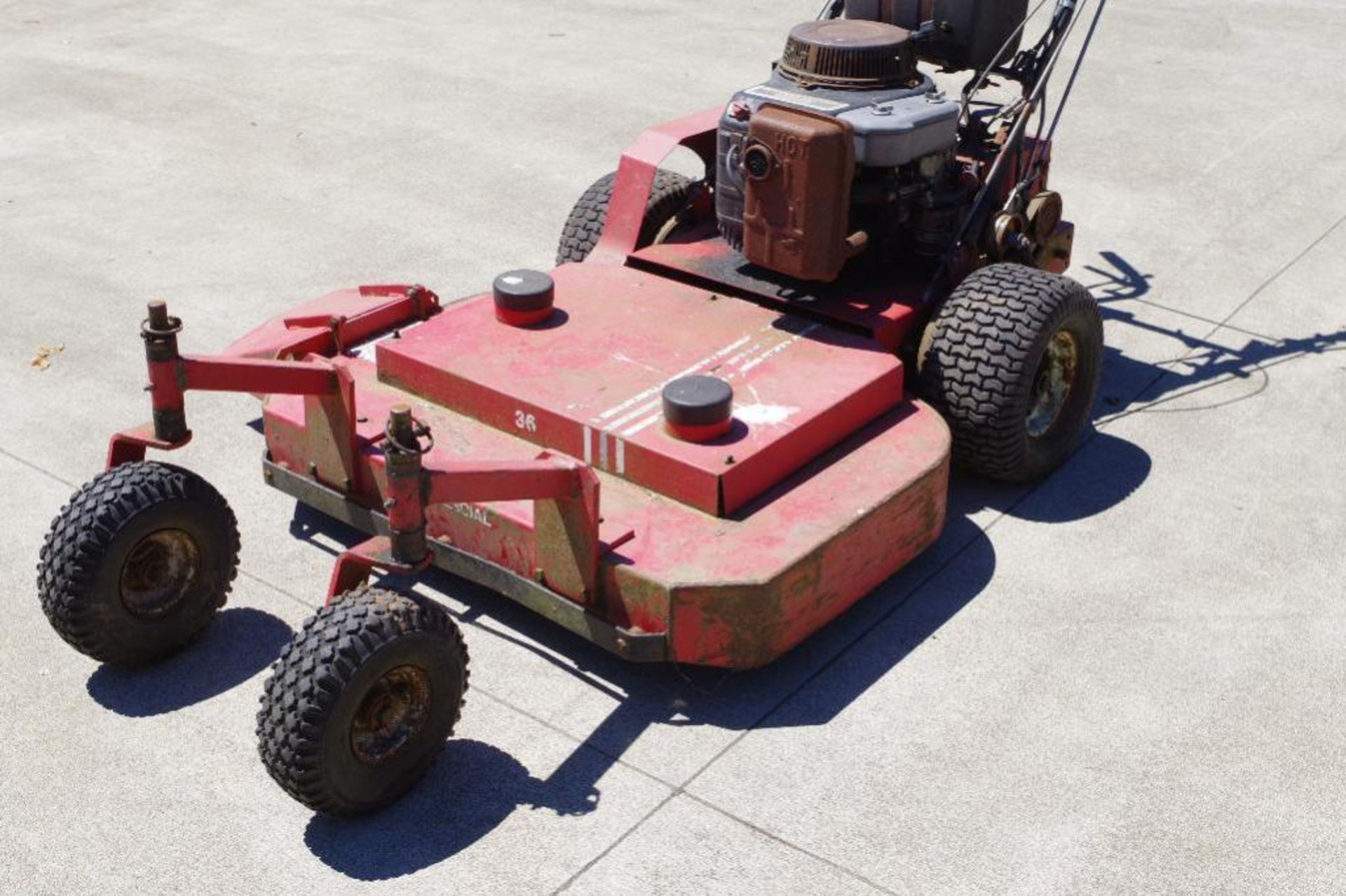 EXMARK Commercial Pull-Start Walk Behind Mower 36 Inch (condition unknown, doesn't start) - Image 2 of 6