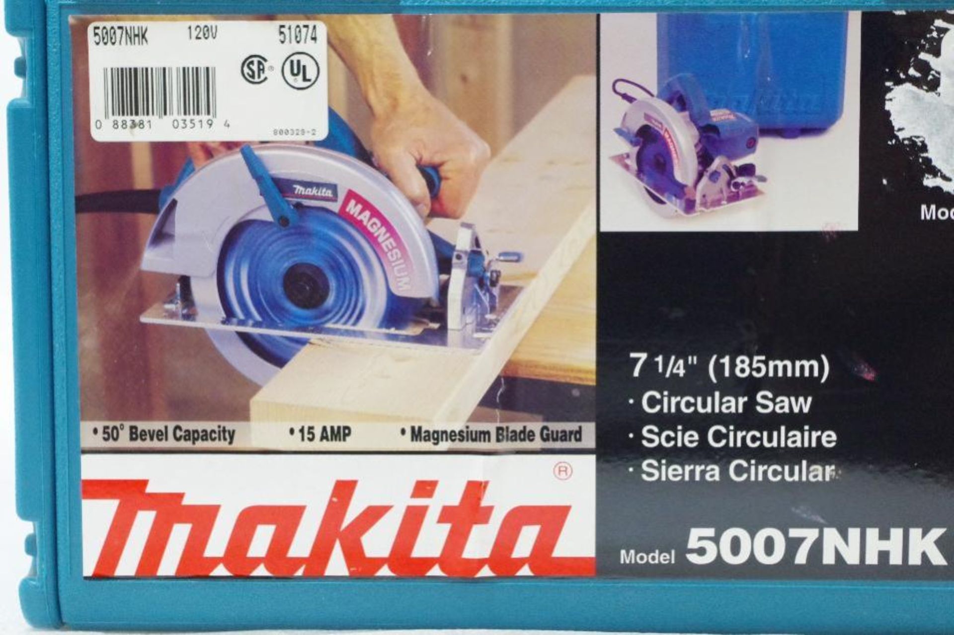 NEW MAKITA 7-1/4" Circular Saw w/ Magnesium Blade Guard, Hard Case & Manual, M/N 5007NHK - Image 4 of 8