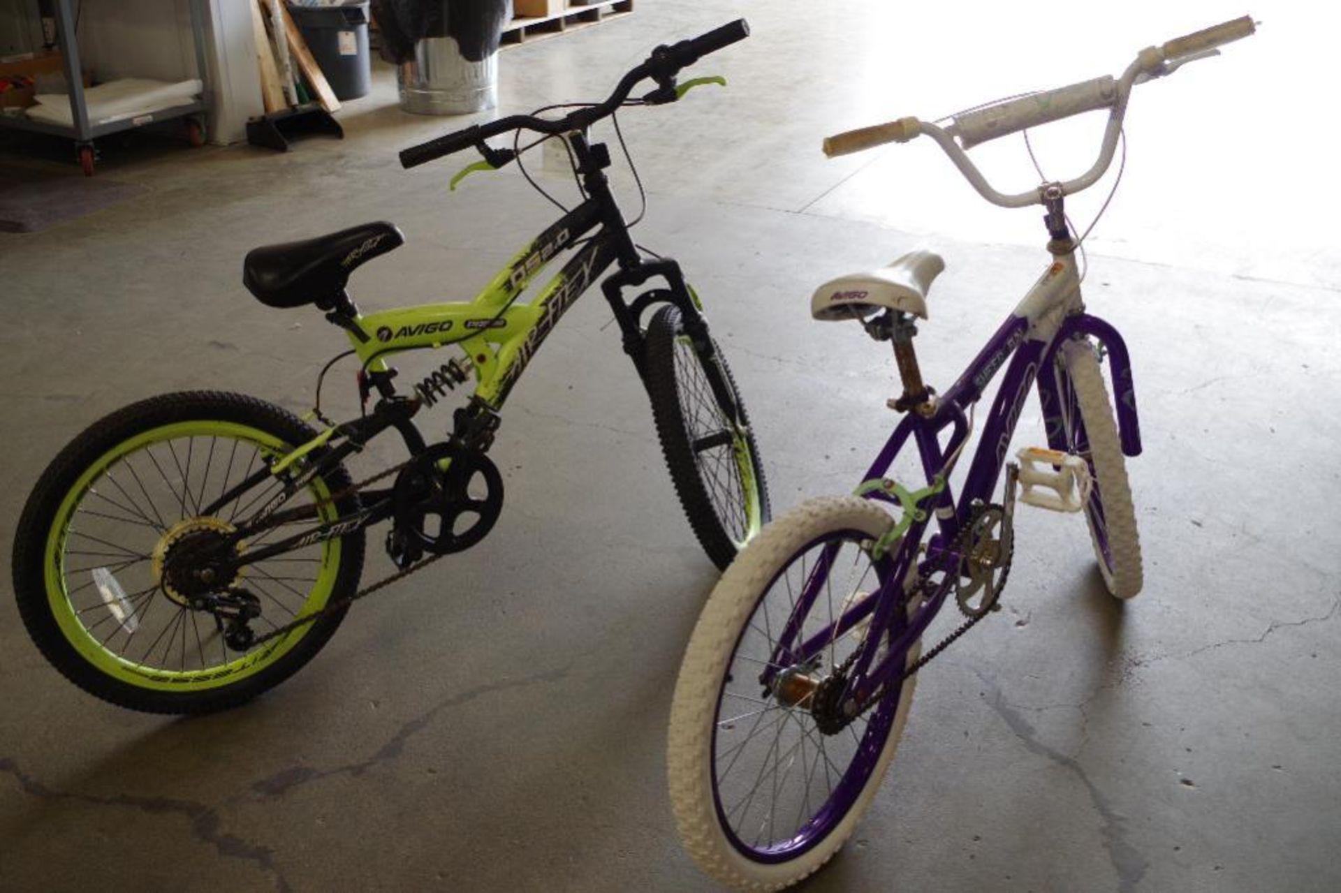 (2) AVIGO Children's Bicycles - Image 8 of 8