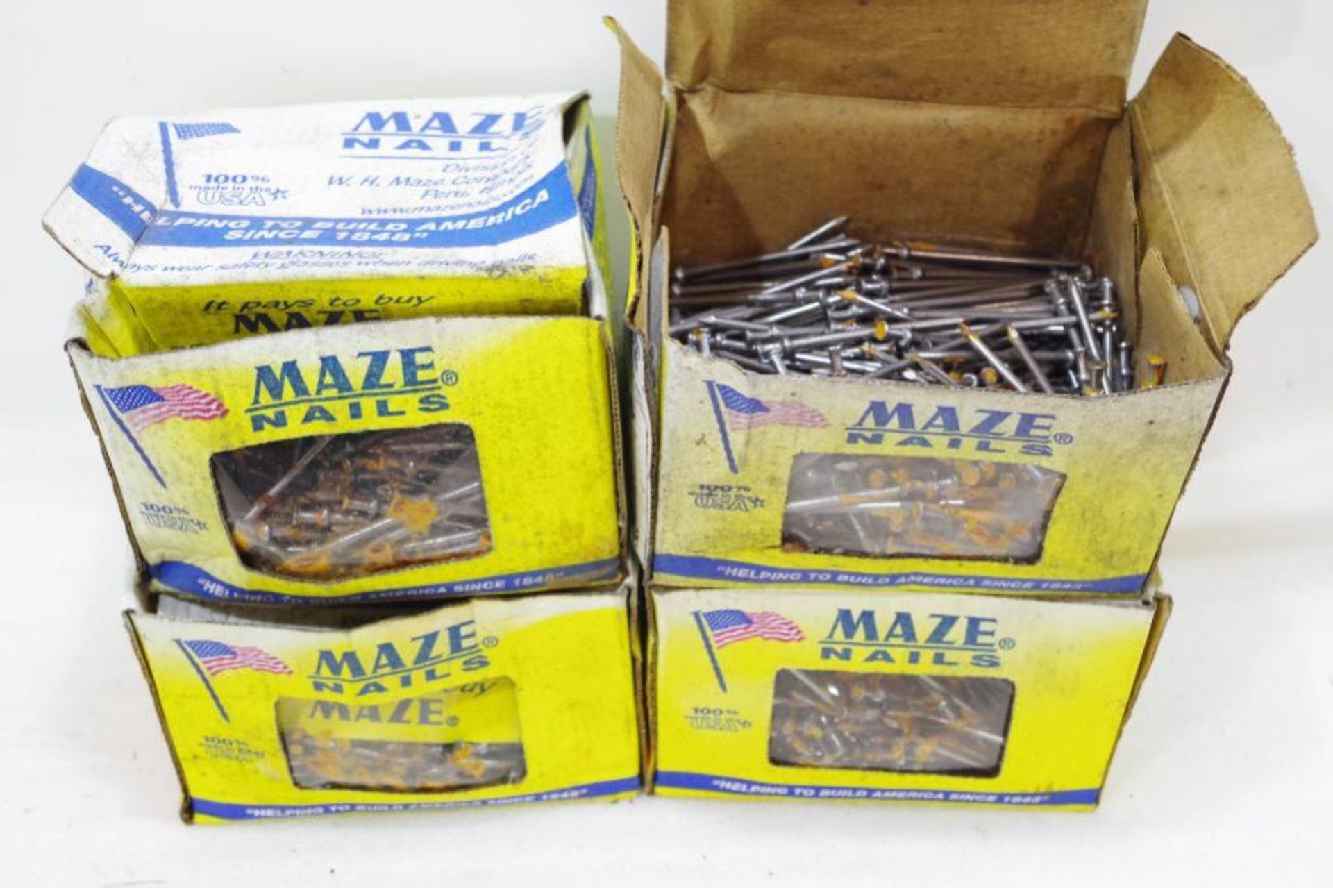 (20) Lbs. MAZE Bright Duplex Nails 2-1/2" 8d M/N DUP-8, Made in USA (4 Boxes of 5 Lbs. Each)