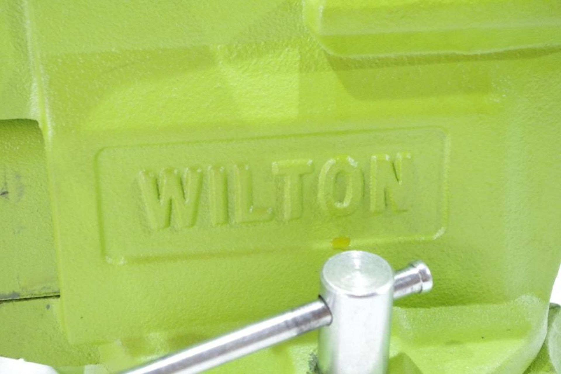NEW WILTON B.A.S.H. 6.5" Utility Vise w/ Swivel Base, Pipe Jaws & Anvil Work Surface - Image 5 of 5