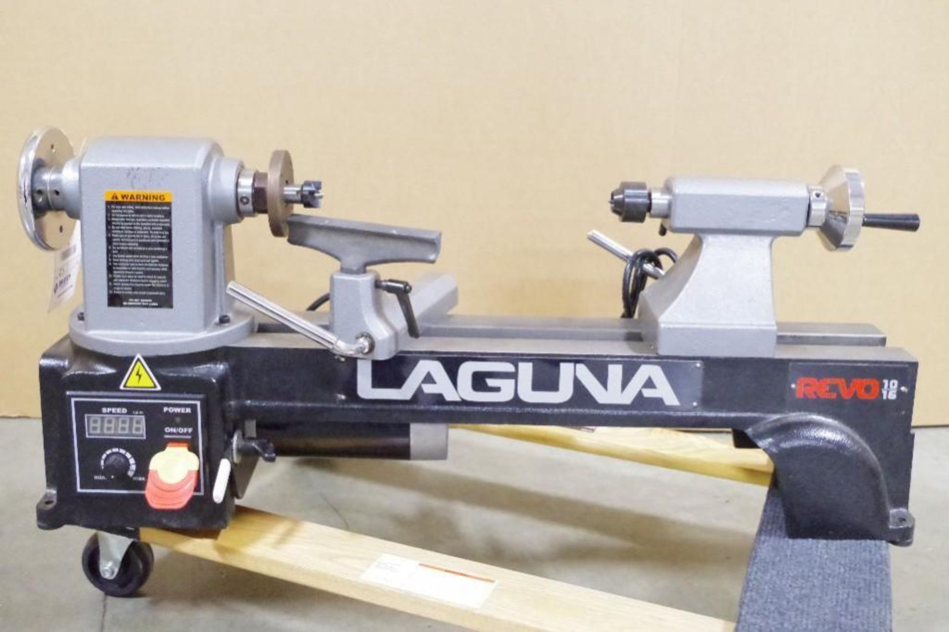 NEW LAGUNA REVO 10/16 Variable Speed Mini Wood Lathe - Image 3 of 7