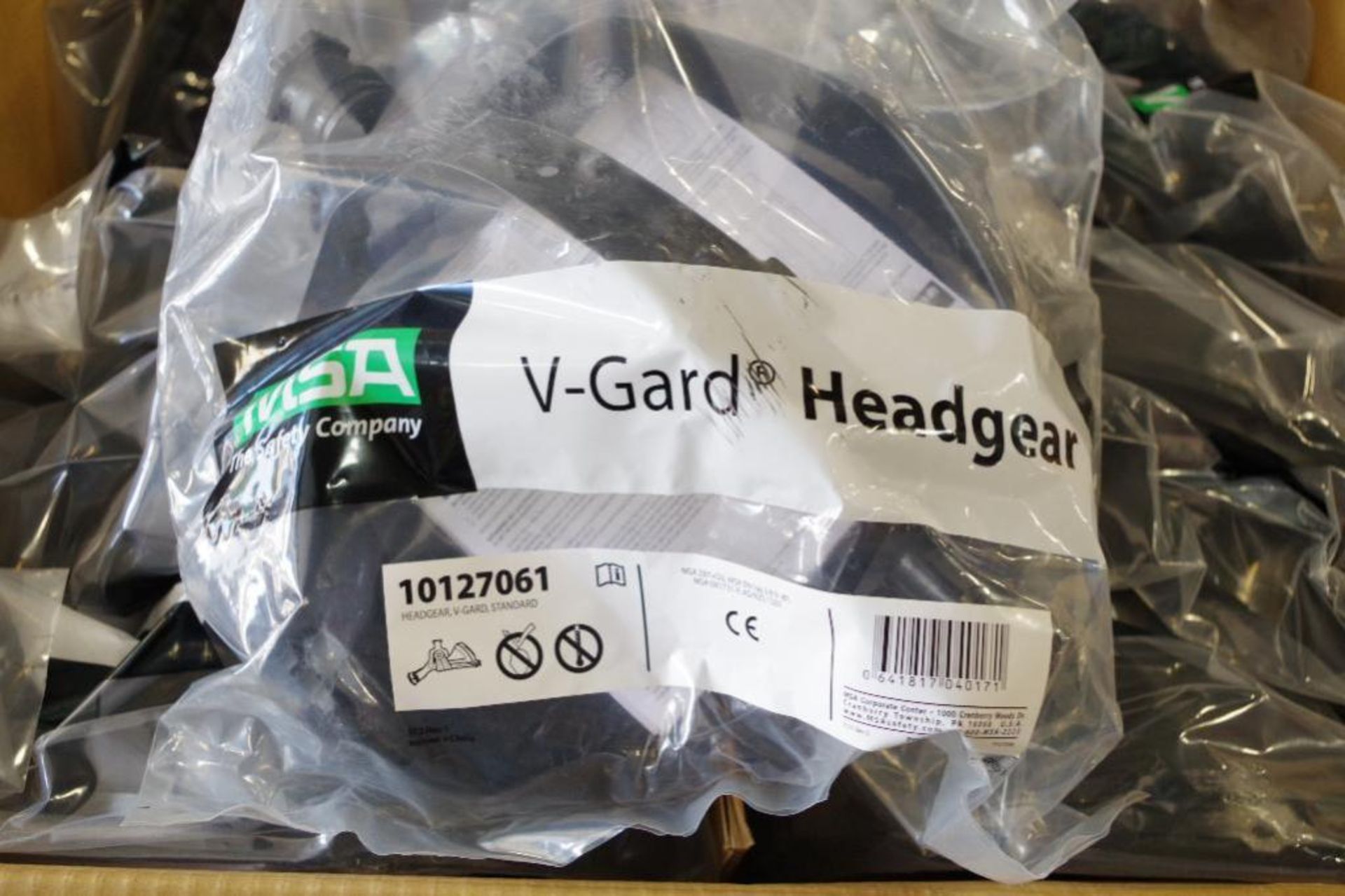 [10] NEW MSA V-Gard Headgear, General Purpose, M/N 10127061 - Image 5 of 6