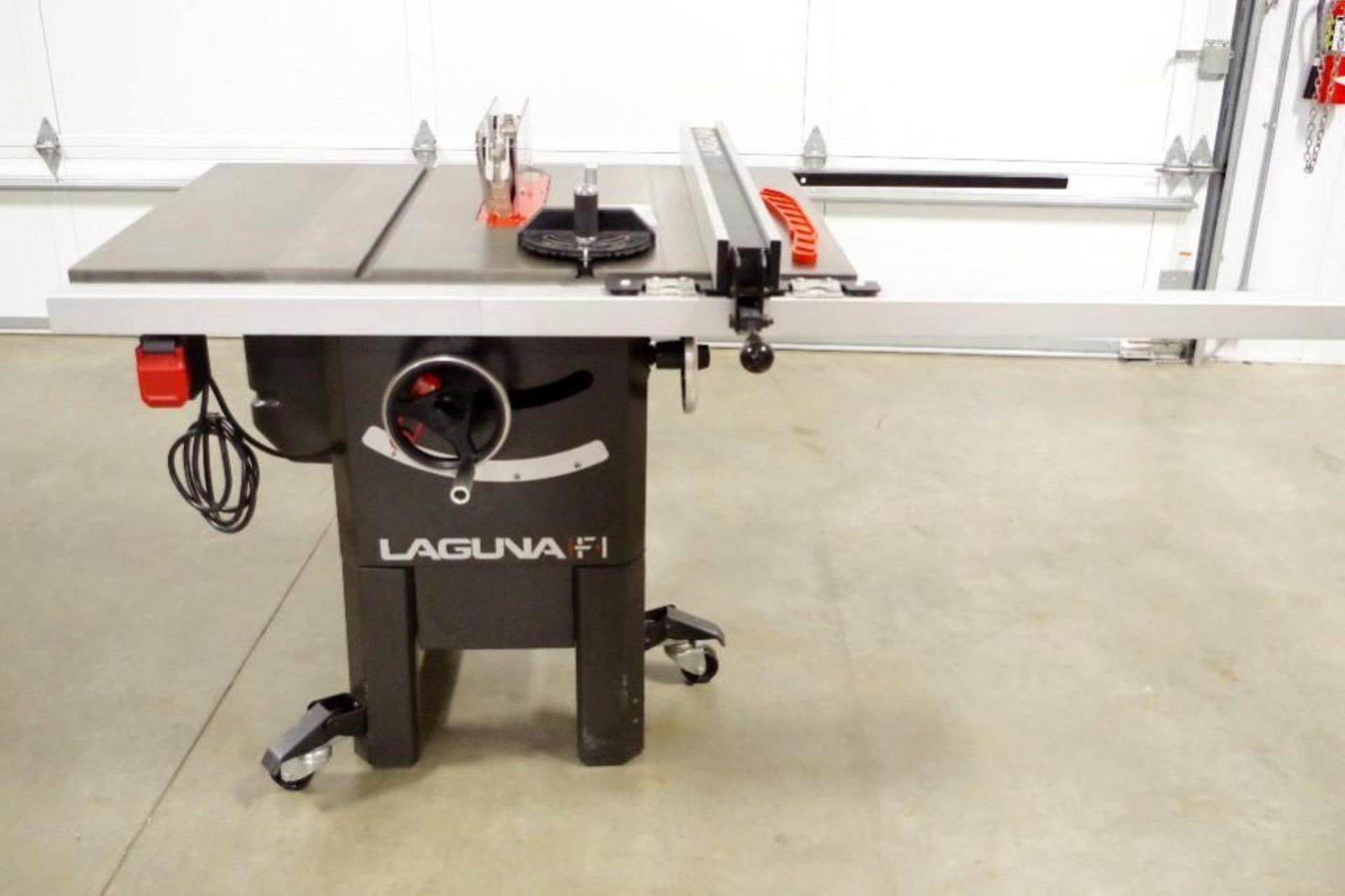 LAGUNA Fusion 10" Table Saw, 36"W Cut, 27" x 40" Cast Iron Table on Casters - Image 3 of 7