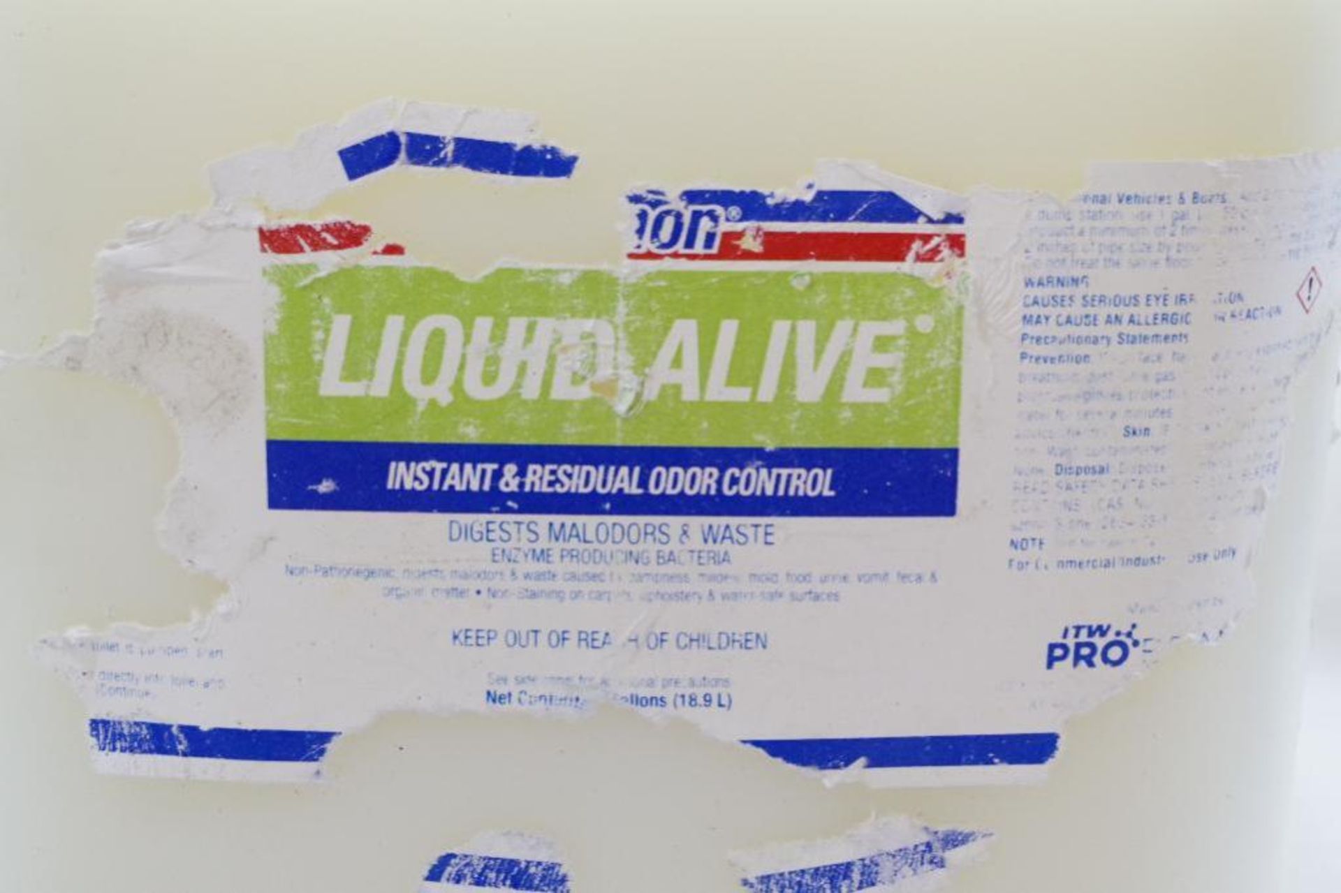 LIQUID Alive Odor Digester - Image 3 of 3