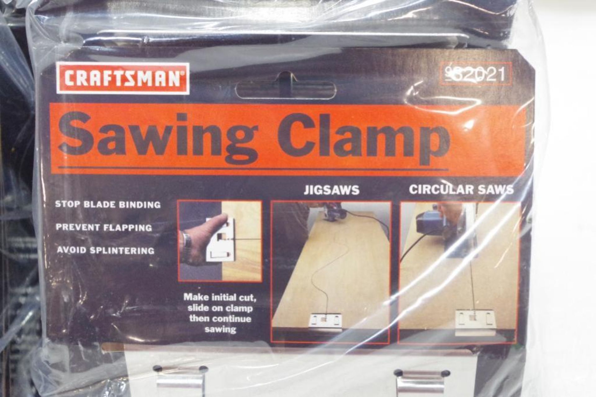 [10] NEW CRAFTSMAN Sawing Clamps (1 Box of 10) - Image 2 of 4