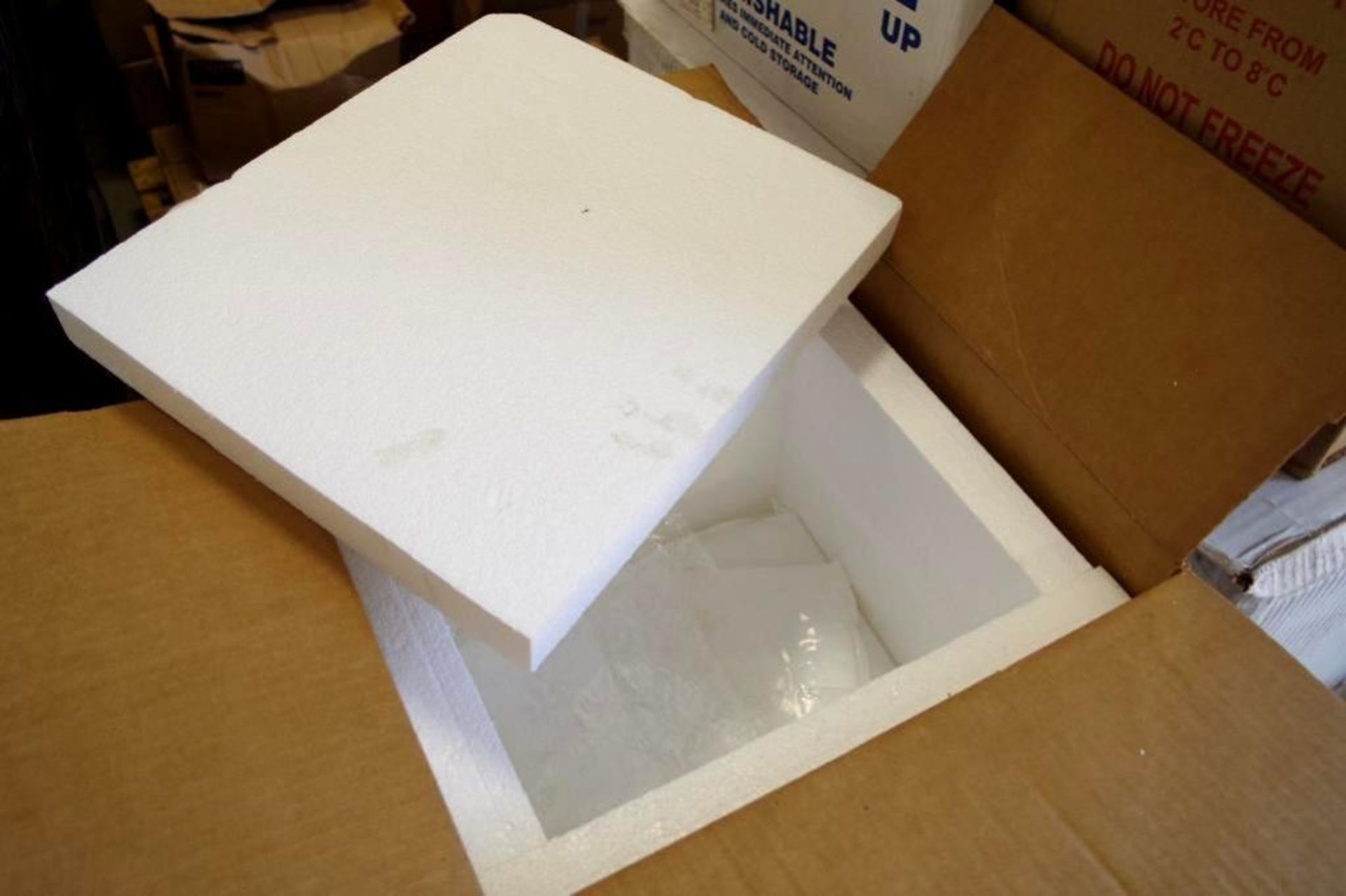 [QTY] Assorted Insulated Foam Containers - Image 3 of 5