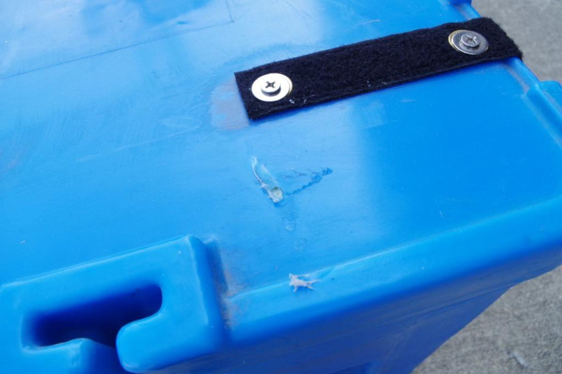 Blue POLAR Insulated Container - Image 3 of 7