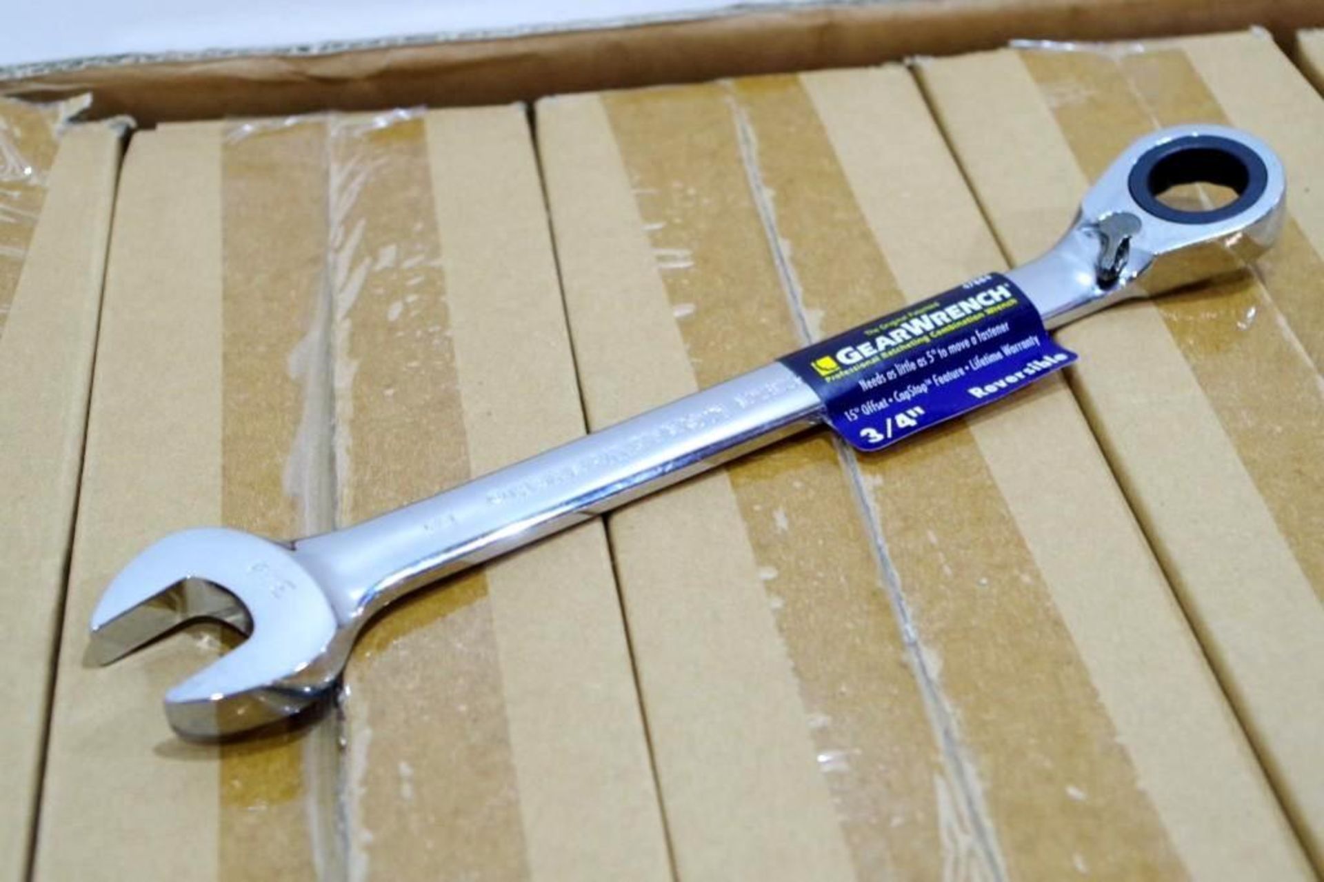 [50] NEW GEAR WRENCH 3/4" Reversible Professional Ratcheting Combination Wrenches - Image 2 of 3