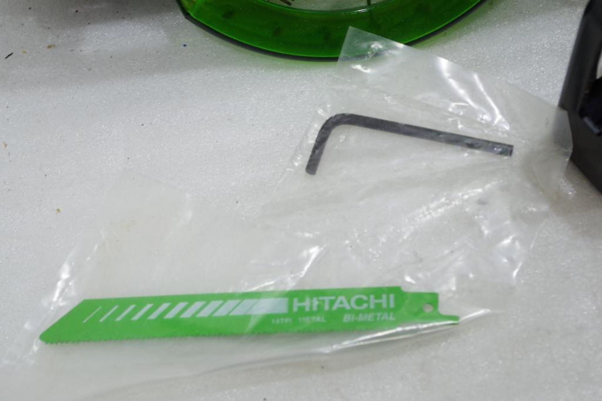 [4] HITACHI 18V Tools & Accessories: Circular Saw, Reciprocating Saw & (2) Bags - Image 10 of 10