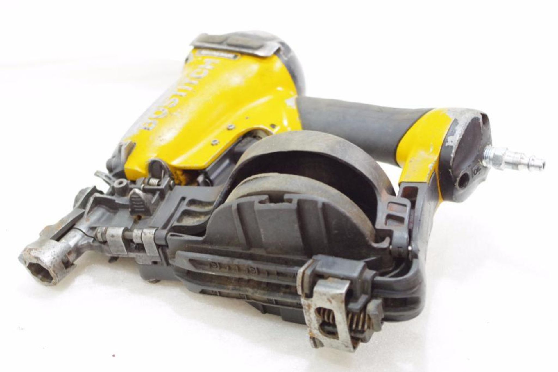 BOSTITCH Magnesium Pneumatic Coil Nailer