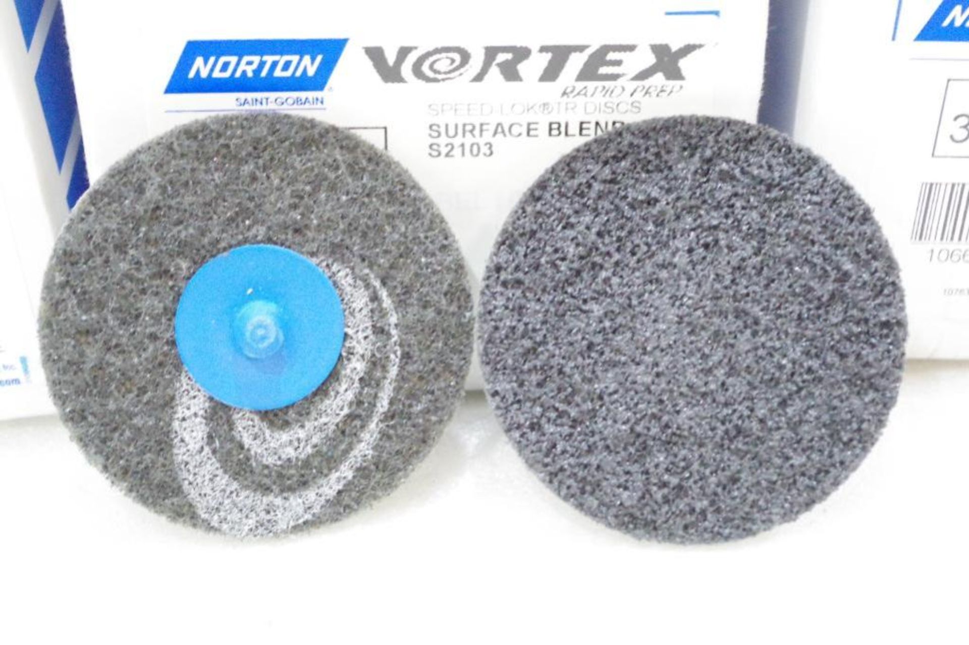 [75] UNUSED NORTON 3" Vortex Rapid Prep Speed-Lok TR Discs (3 Boxes of 25) - Image 5 of 6