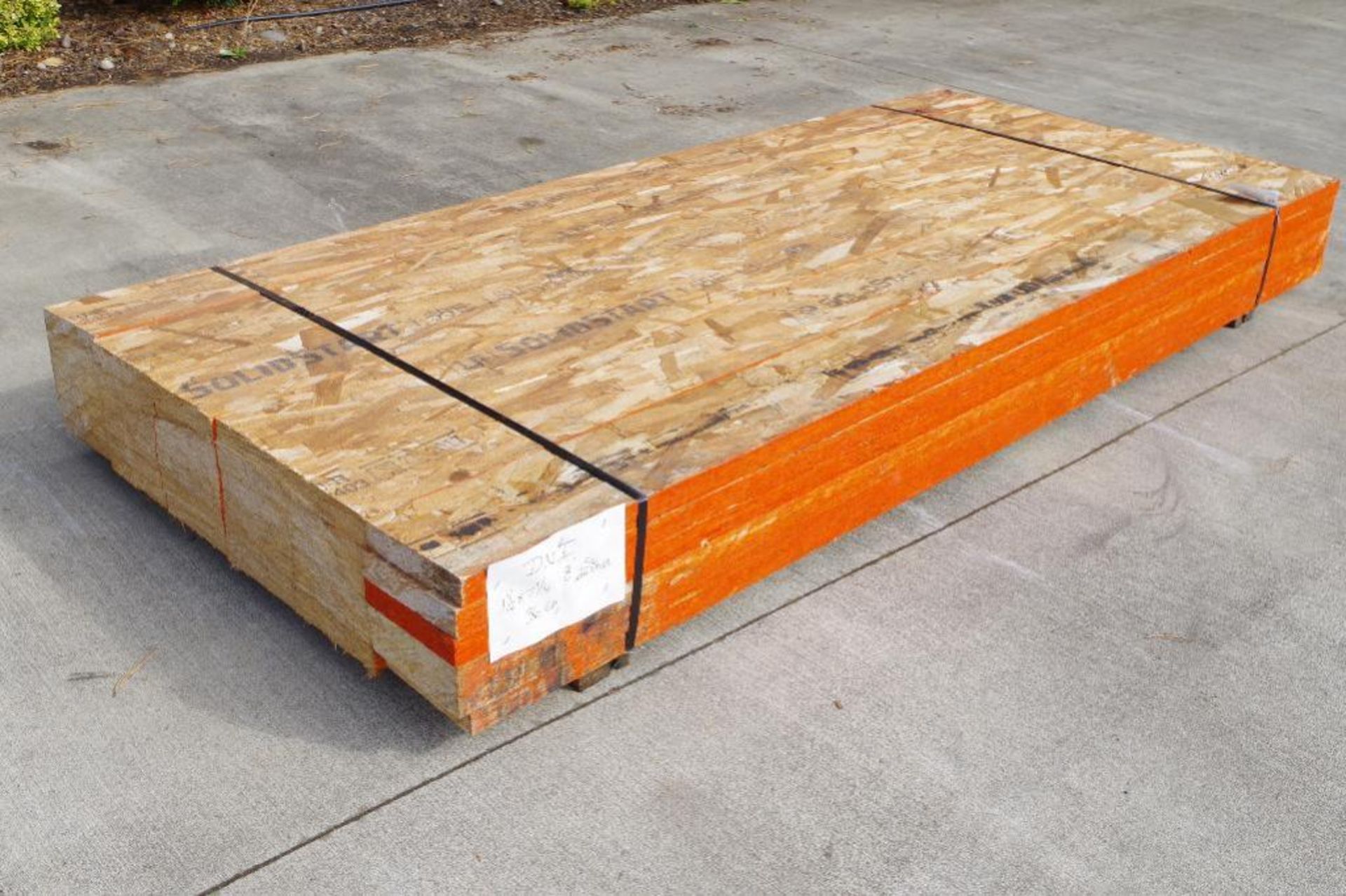 [36] 11/2" x 71/4" x 8' LSL Wall Studs