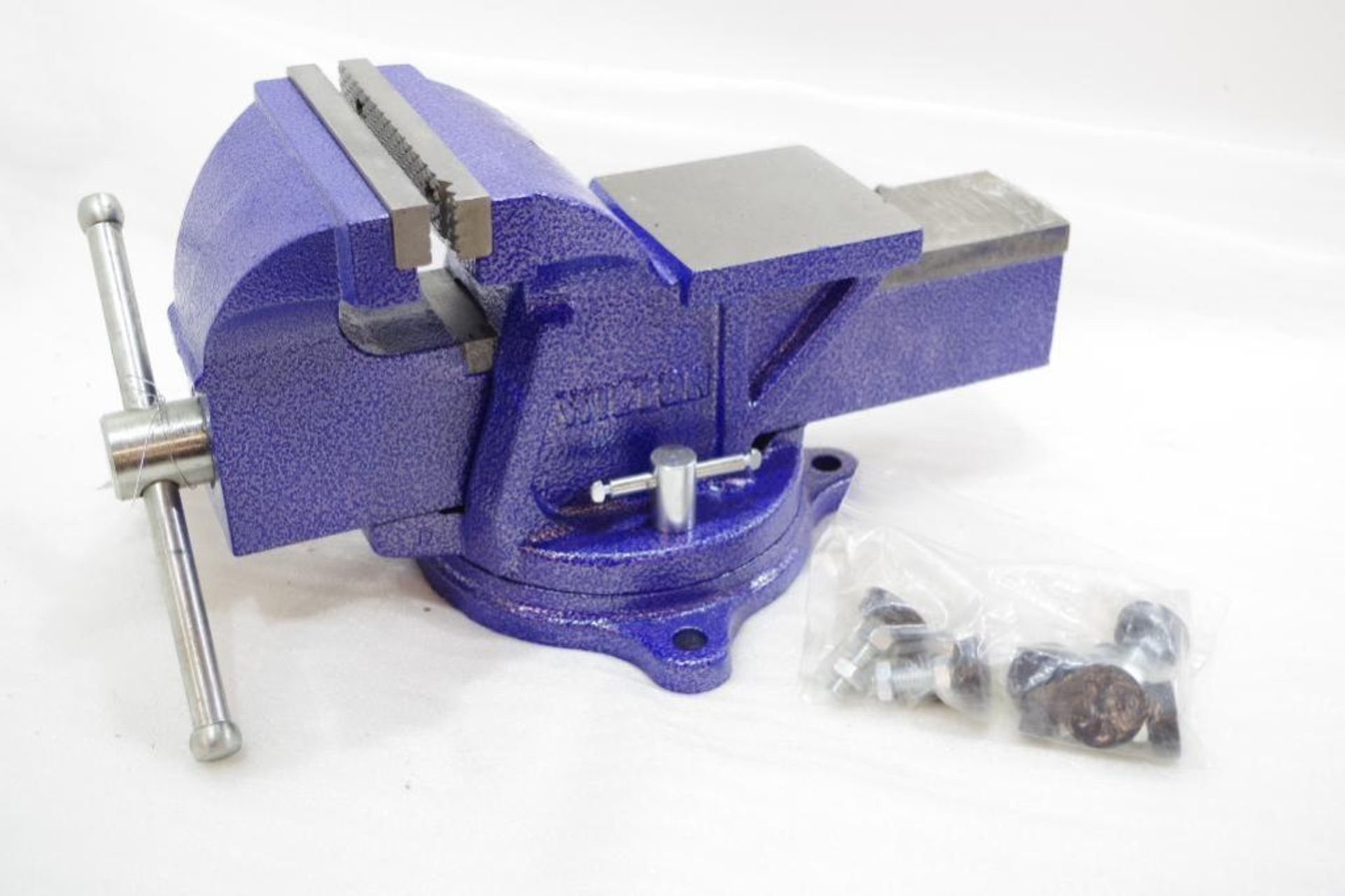 UNUSED WILTON 6" General Purpose Bench Vise w/ Swivel Base - Image 3 of 3