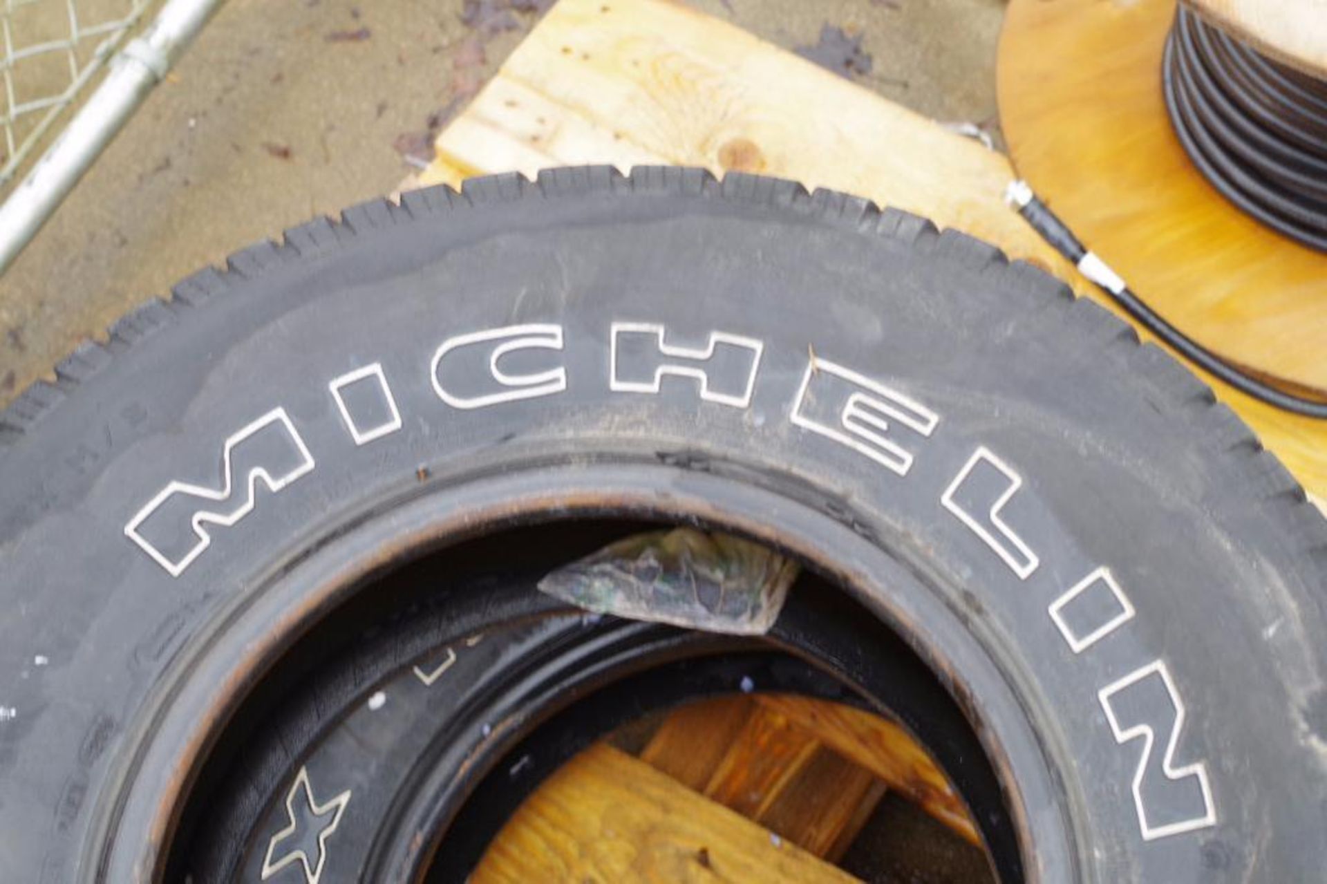 [2] MICHELIN LTX M/S LT265/75R16 Tires - Image 3 of 4