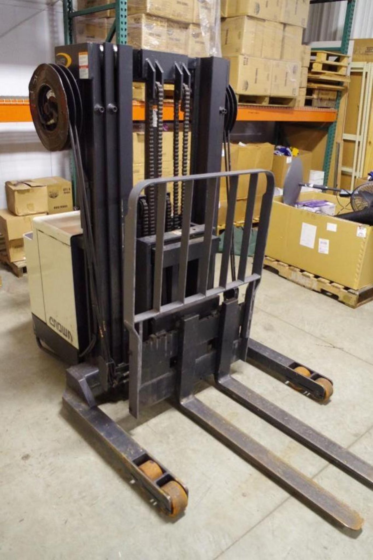 CROWN WR Series Electric Walk Behind Forklift, Walkie Stacker w/ Charger (see description) - Image 5 of 14