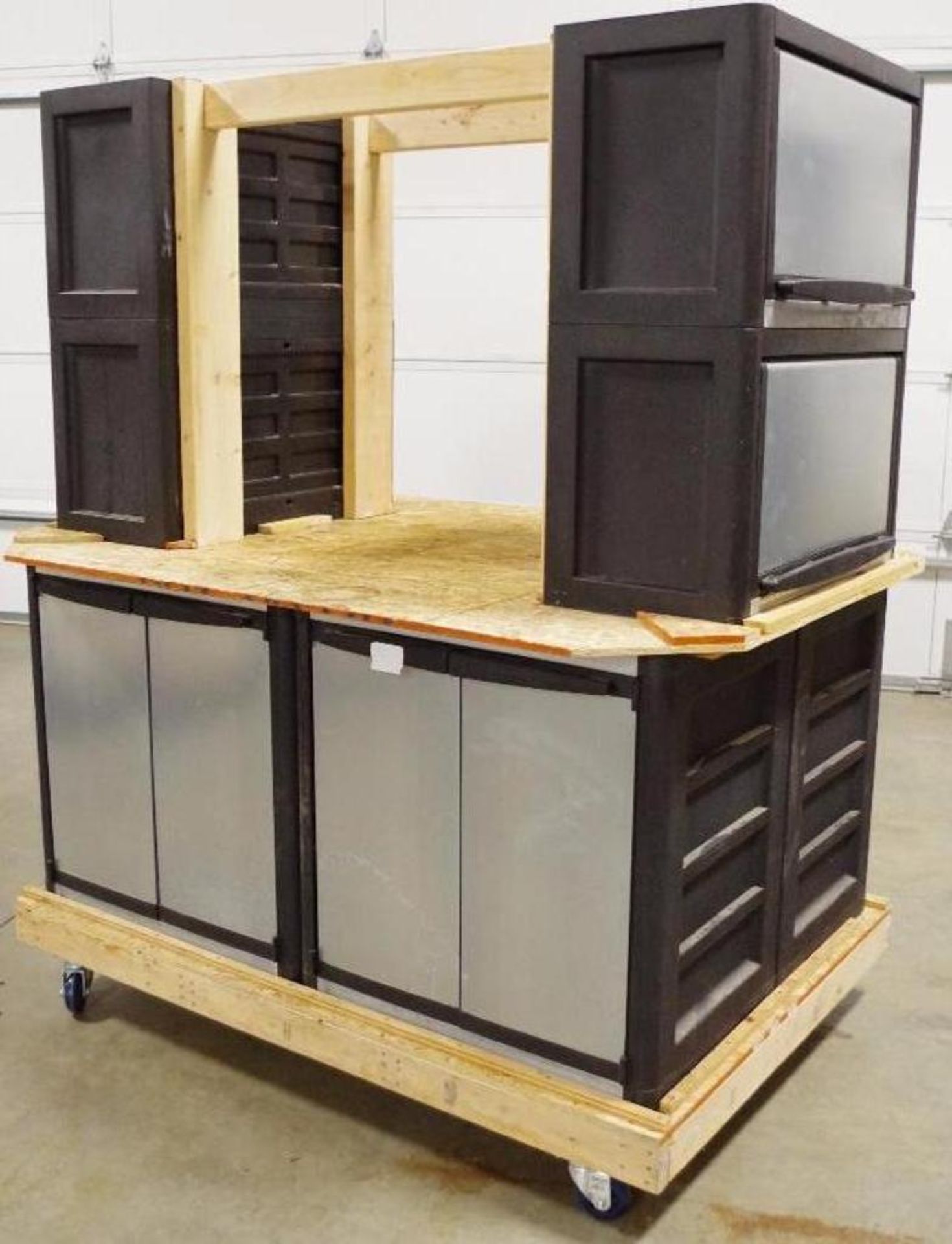 Rolling Work Center: (4) Bottom Cabinets & (2) Top Cabinets, On New Casters - Image 2 of 7