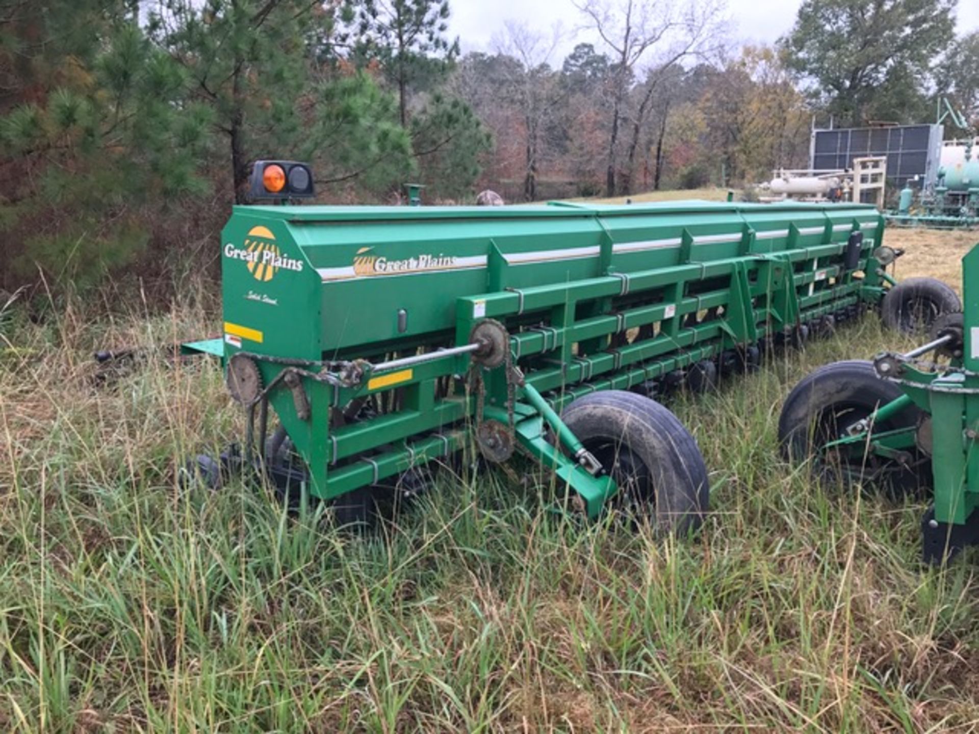 2008 Great Plains 2700 Grain Drill - Image 2 of 3