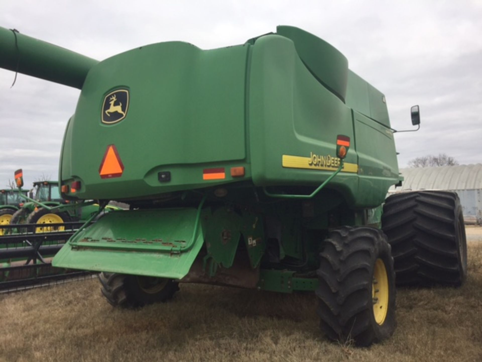 2007 John Deere 9860STS Combine Harvester - Image 3 of 7