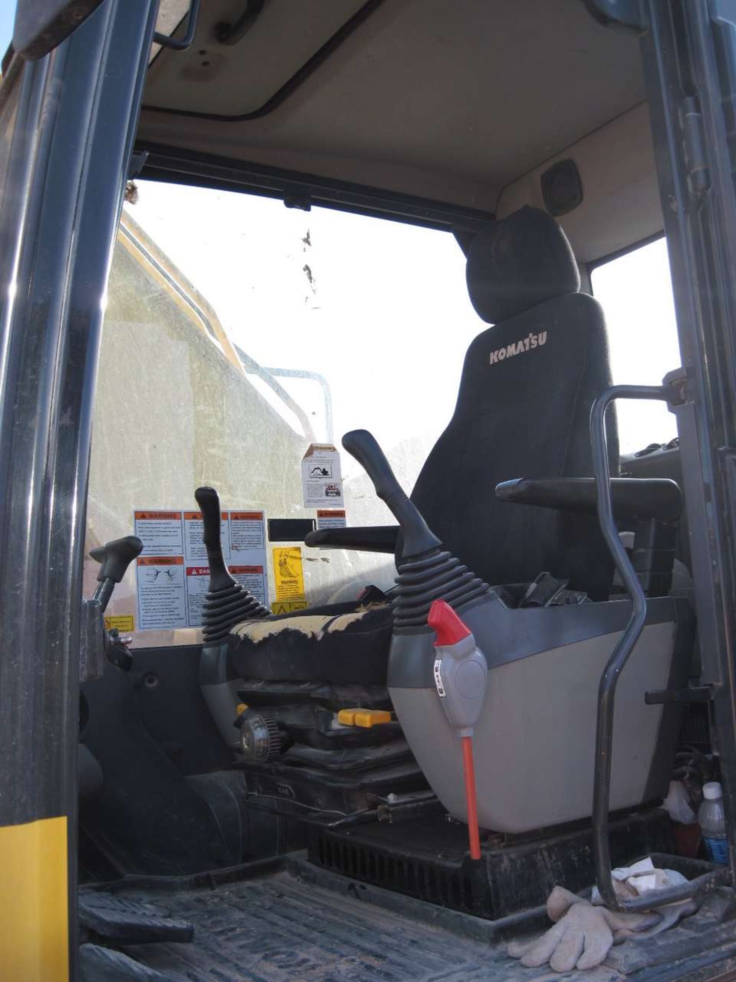 2012 Komatsu HB215LC-1 Hybrid Excavator Breaker attachment not included, will have a bucket - Image 3 of 4