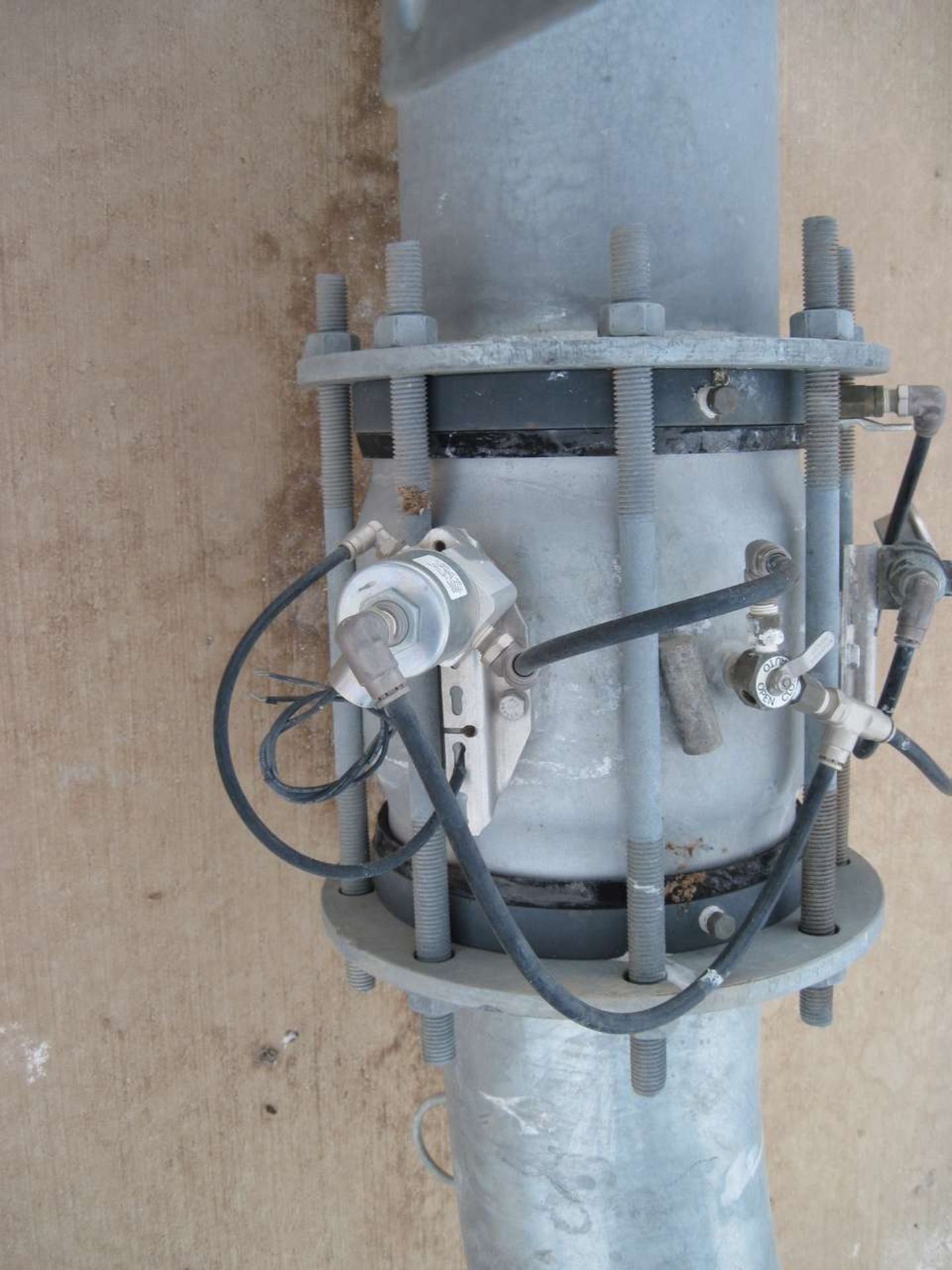 2014 Valley Sprinklers 8000 Series Center Irrigation Pivot 1/4 mile, Automatic valve(Kingman Farms - Image 5 of 5