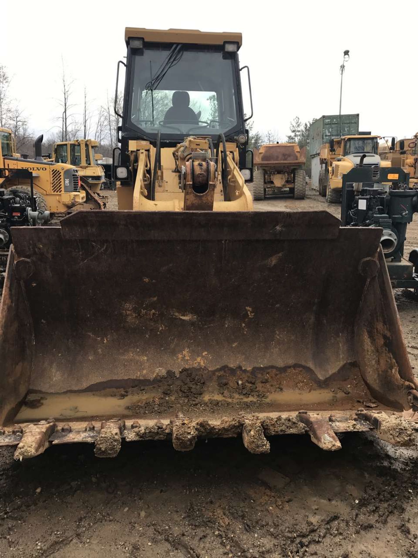 2005 Caterpillar 963C Crawler Loader Cat 156-Hp Engine, Enclosed Cab, Bucket, 10,180 Hours S/N - Image 2 of 5