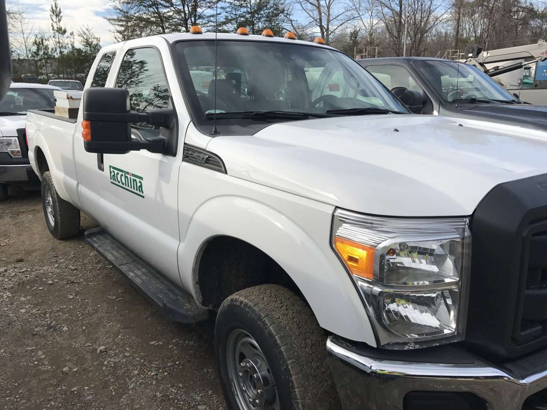 2015 Ford F-250 Super Duty Pickup Truck 4X4, Super Cab, 4-door, 6.2L, V8, 8' bed, Transfer Fuel - Image 3 of 7