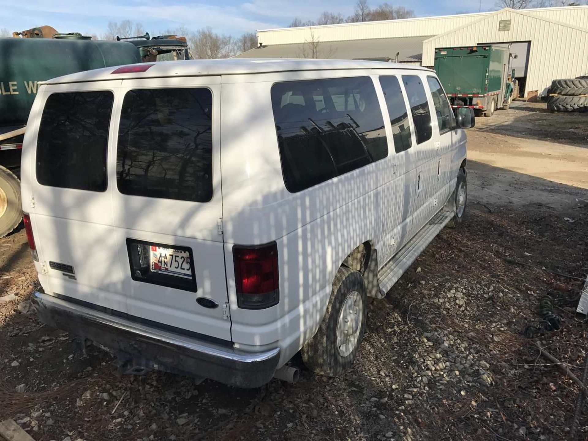 2007 Ford E-350 XLT Passenger Van Super Club Wagon 3-Door, 5.4L, V8, 142,002 Miles ***NOTE - $75. - Image 3 of 6