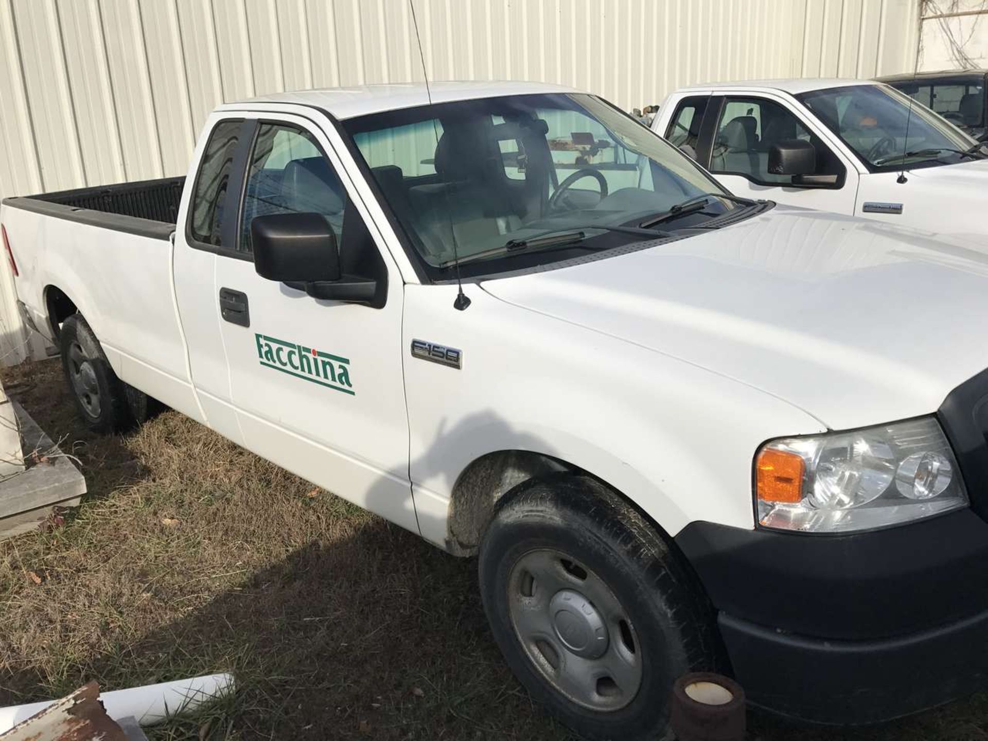 2007 Ford F-150 XL Pickup Truck 4X4, Regular 2-Door Cab, 4.2L, V6, 8' Bed, Ford Truck Bed Liner, - Image 2 of 6