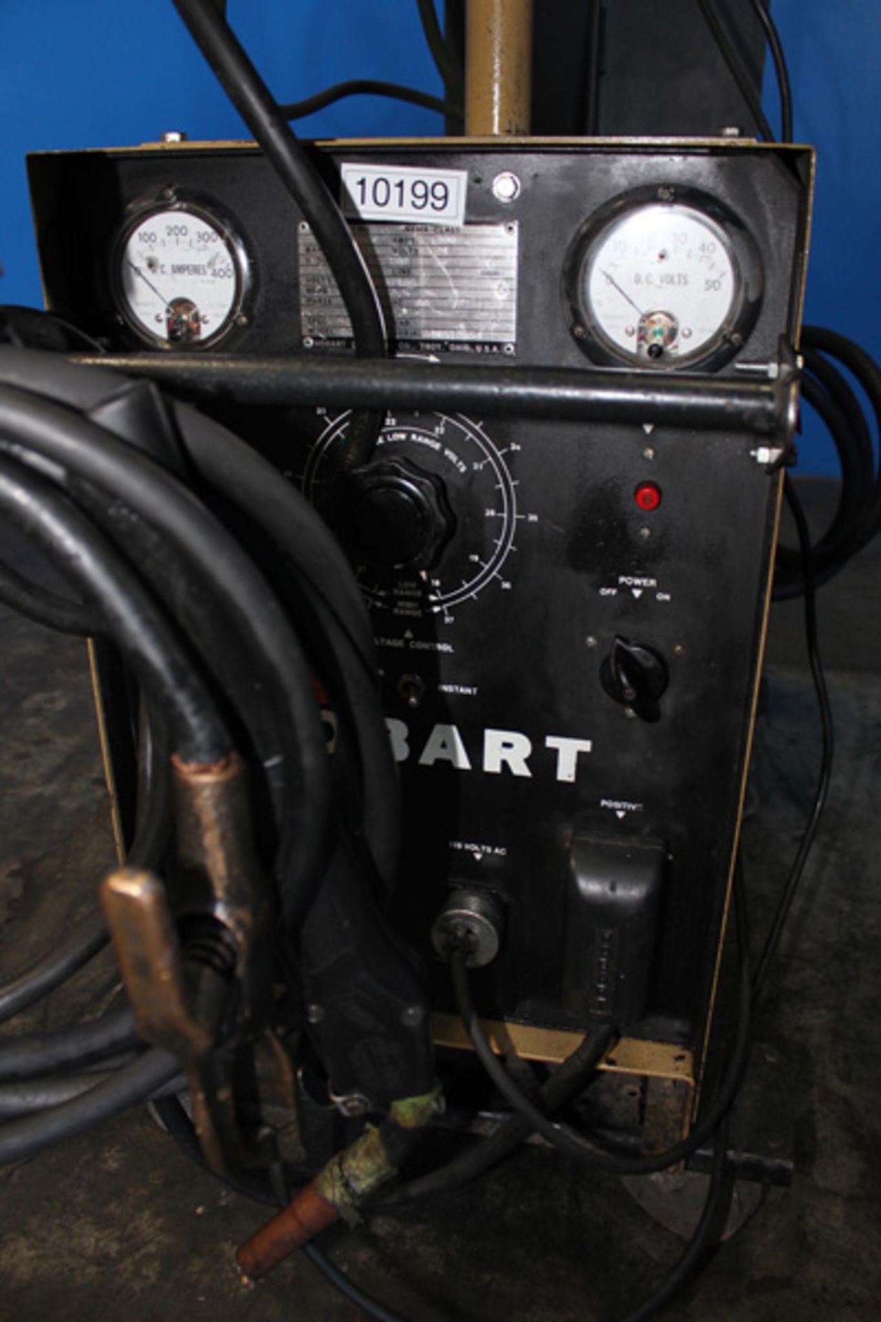 Hobart - Mig Welder, 200 Amps, Model RC-256, S/N 84WS12554, Hobart 2000 Wire Feeder, Cart & - Image 5 of 7