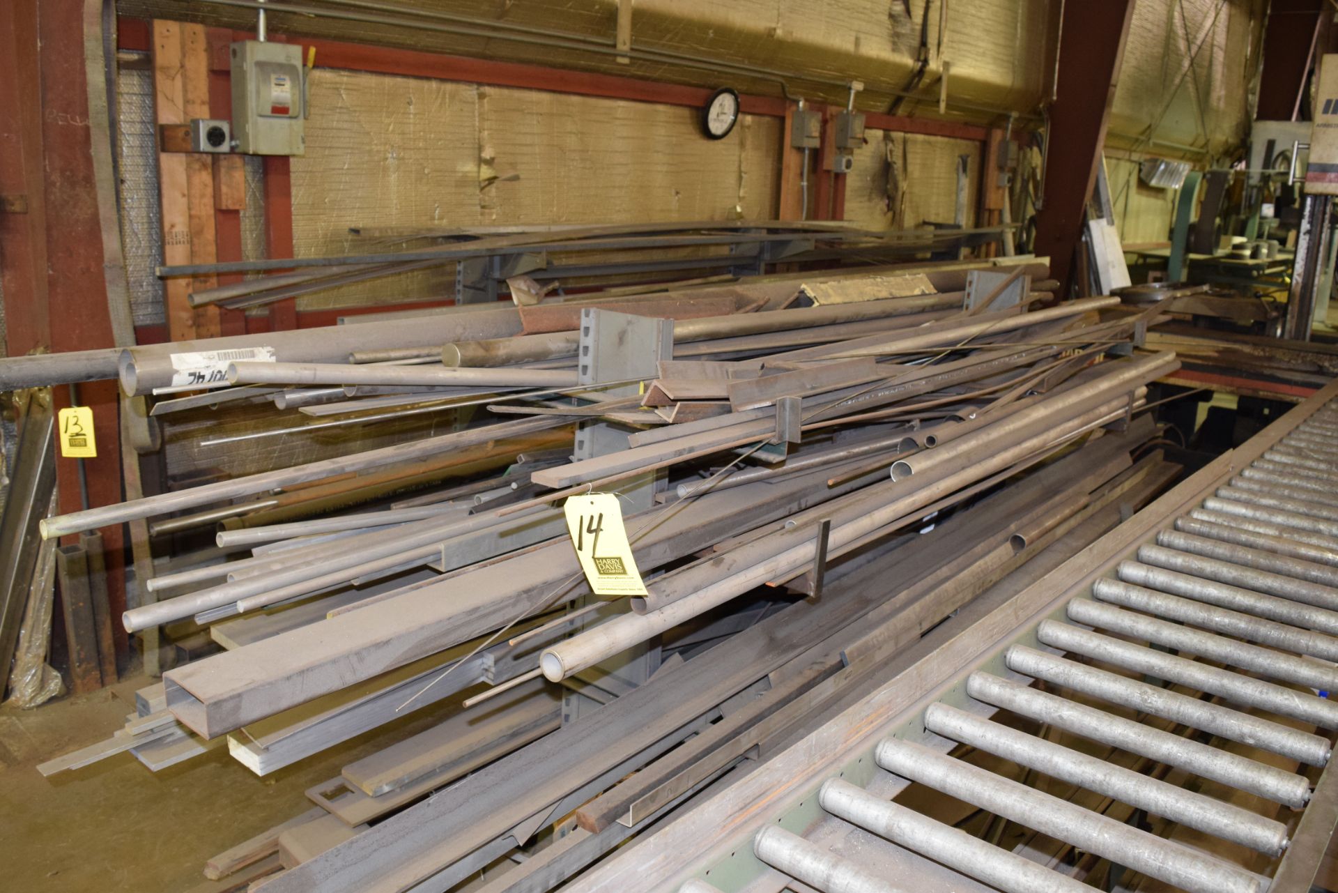 Aluminum and Steel Stock with Flats, Box Tubing and Round Tubing Up To 171'' Long