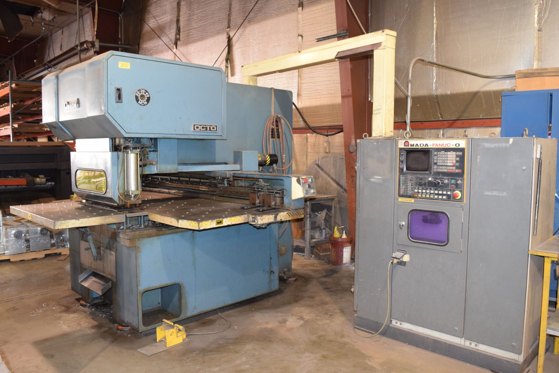 Amada 30 Ton Capacity Numeric Control Punch, Model: OCTO-334, SN: OH340004, with 8-Station Head - Image 2 of 3