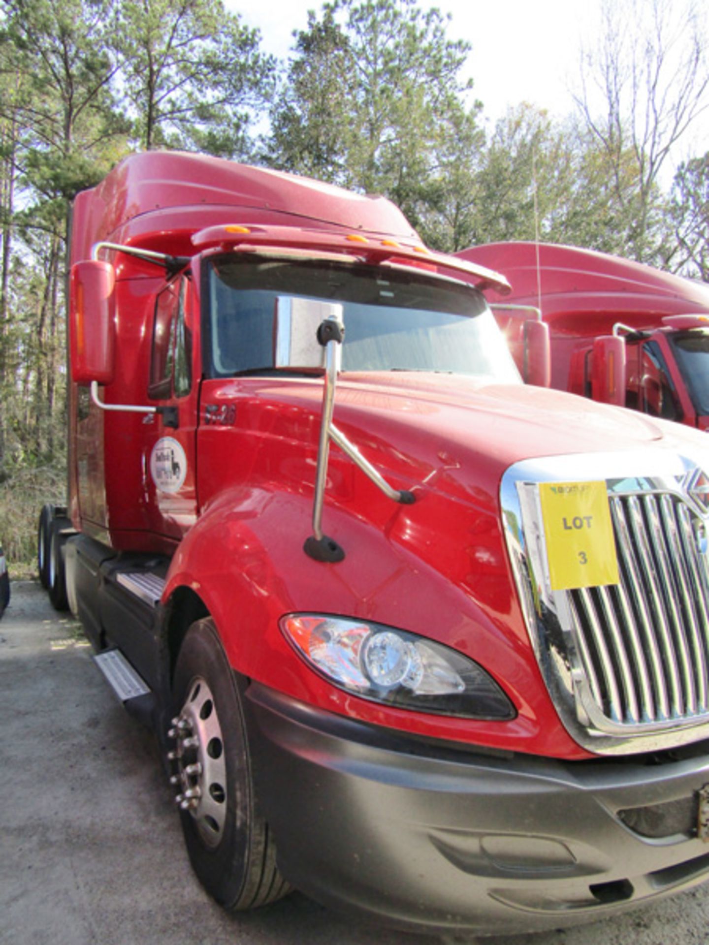 2009 International Pro Star Premium Tractor w/sleeper Vin# 3HSCUAPR69N146569 Mileage 581771 EQ# ST26