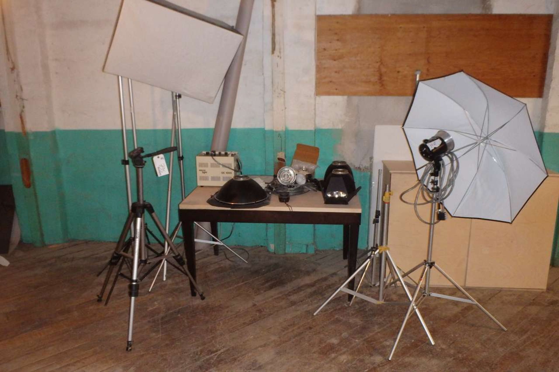 Quantity of Photographic Studio Equipment