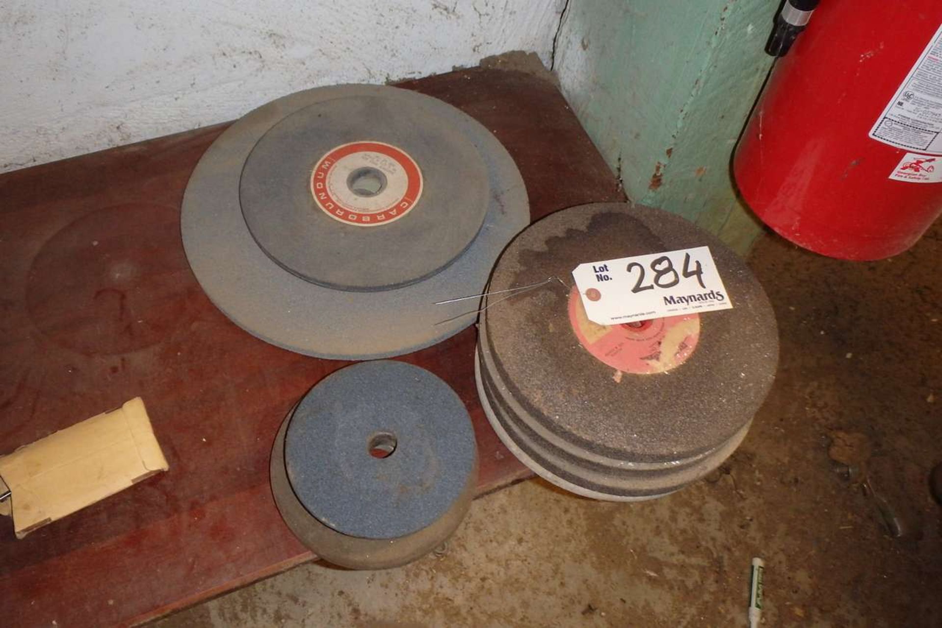 Quantity of Assorted Grinder Wheels