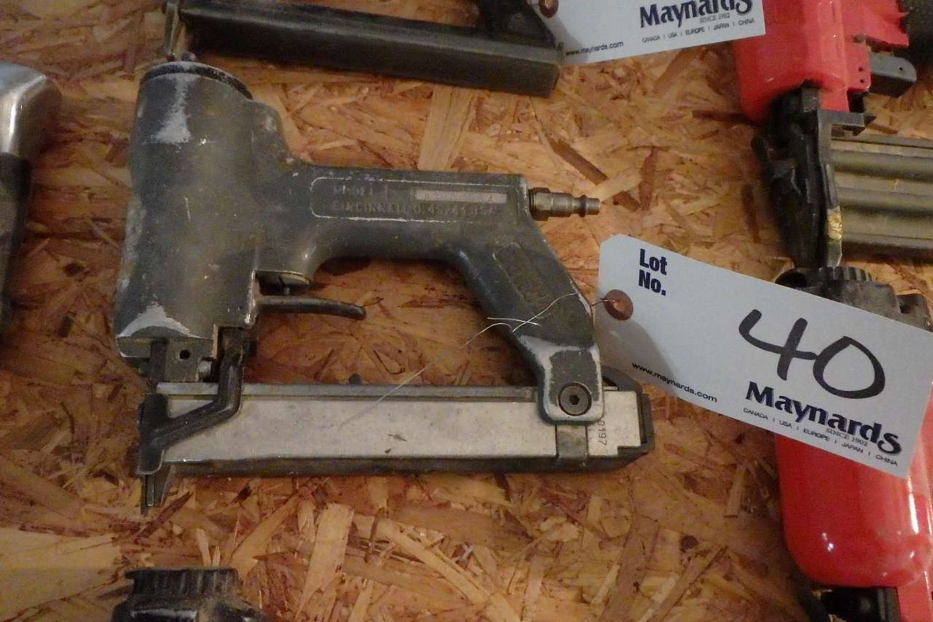 Senco Mod. L Pneumatic Brad Nailer