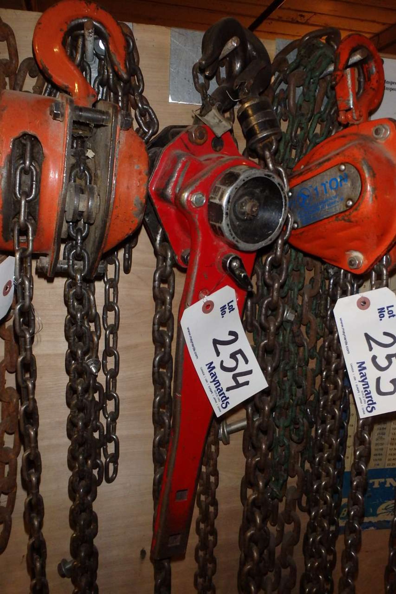 Ratcheting Chain Hoist