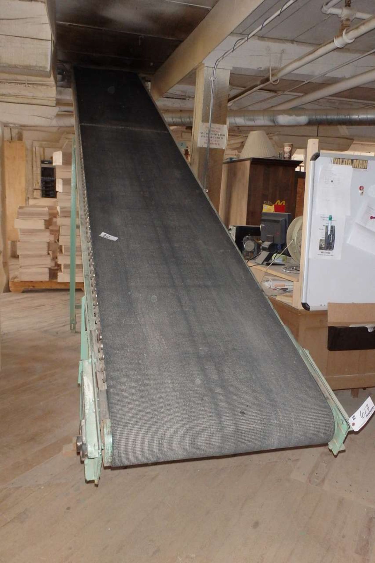 20'x33" Powered Belt Incline Conveyor