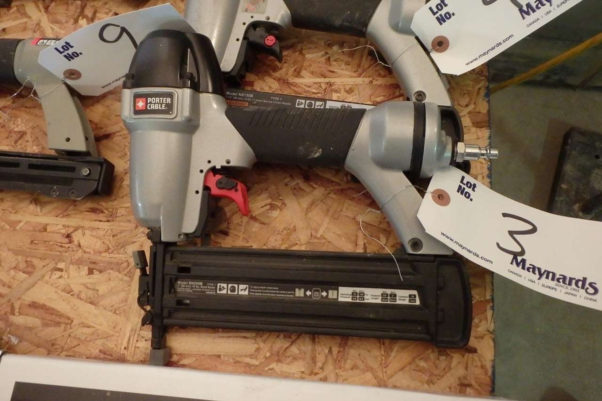 Porter Cable BN200B Pneumatic Brad Nailer