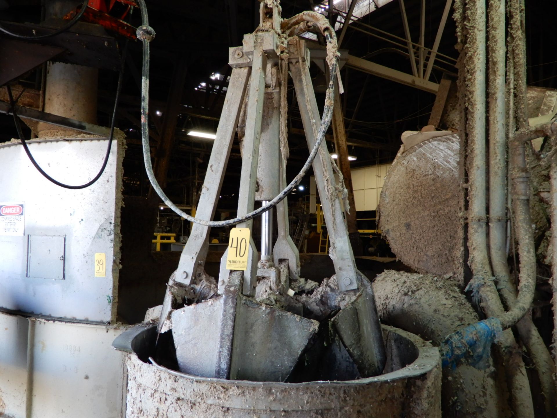 2 Ton Craneworks, Inc. Electric Hoist Connected To Another 2 Ton Powered Crane W/ Clam Shell Four-