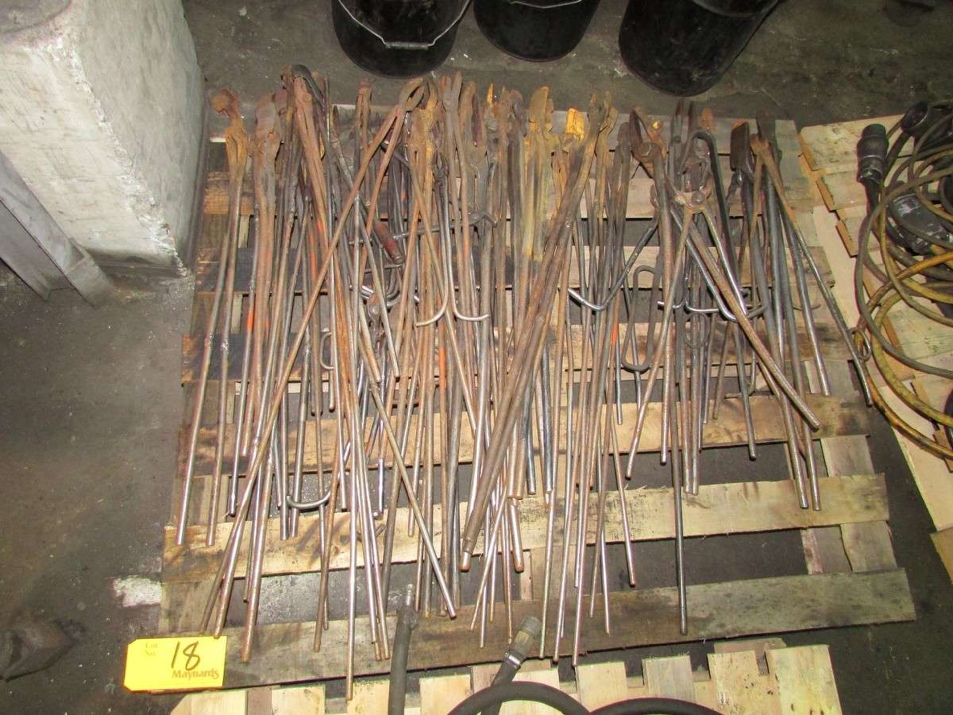 (1) Pallet of Furnace Tongs