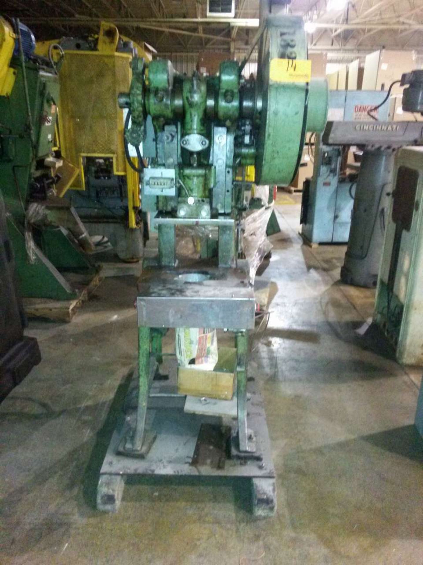 JOHNSON MACHINERY Punch Press