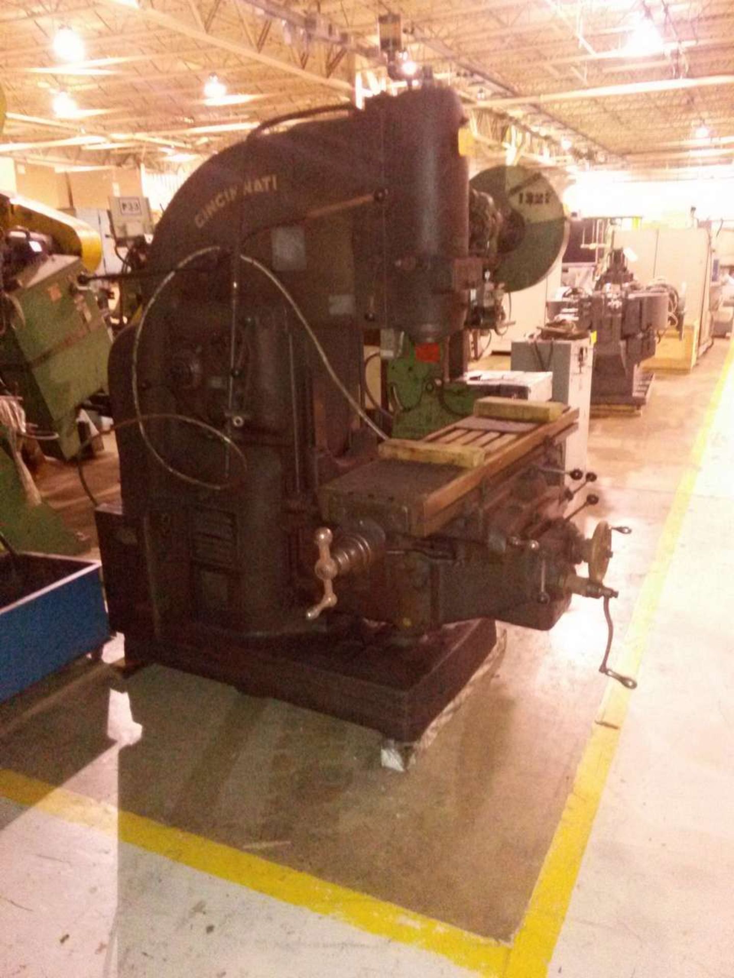 CINCINNATI Milling Machine - Image 2 of 3