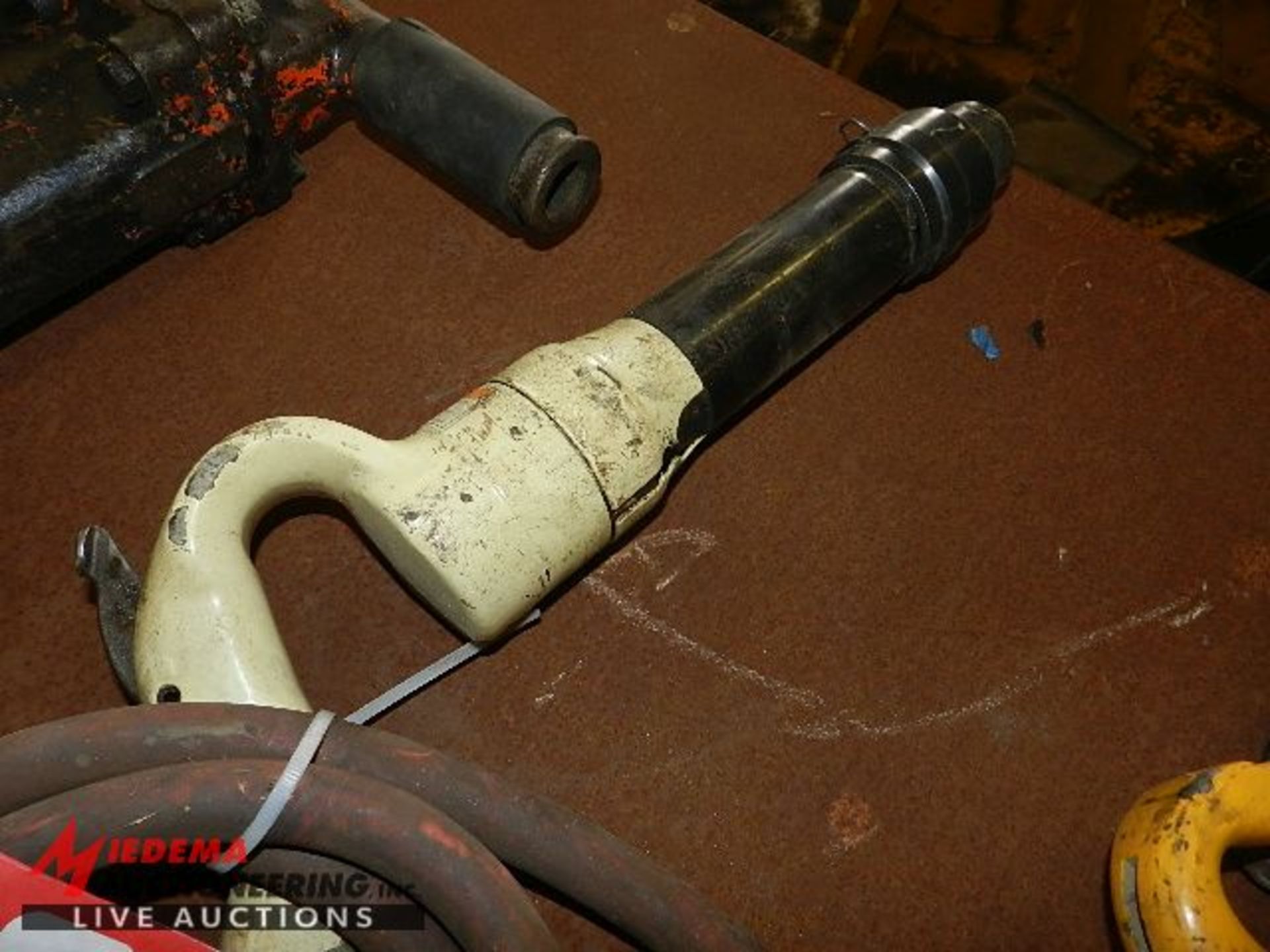 INGERSOLL RAND PNEUMATIC HAMMER, used - Image 2 of 2