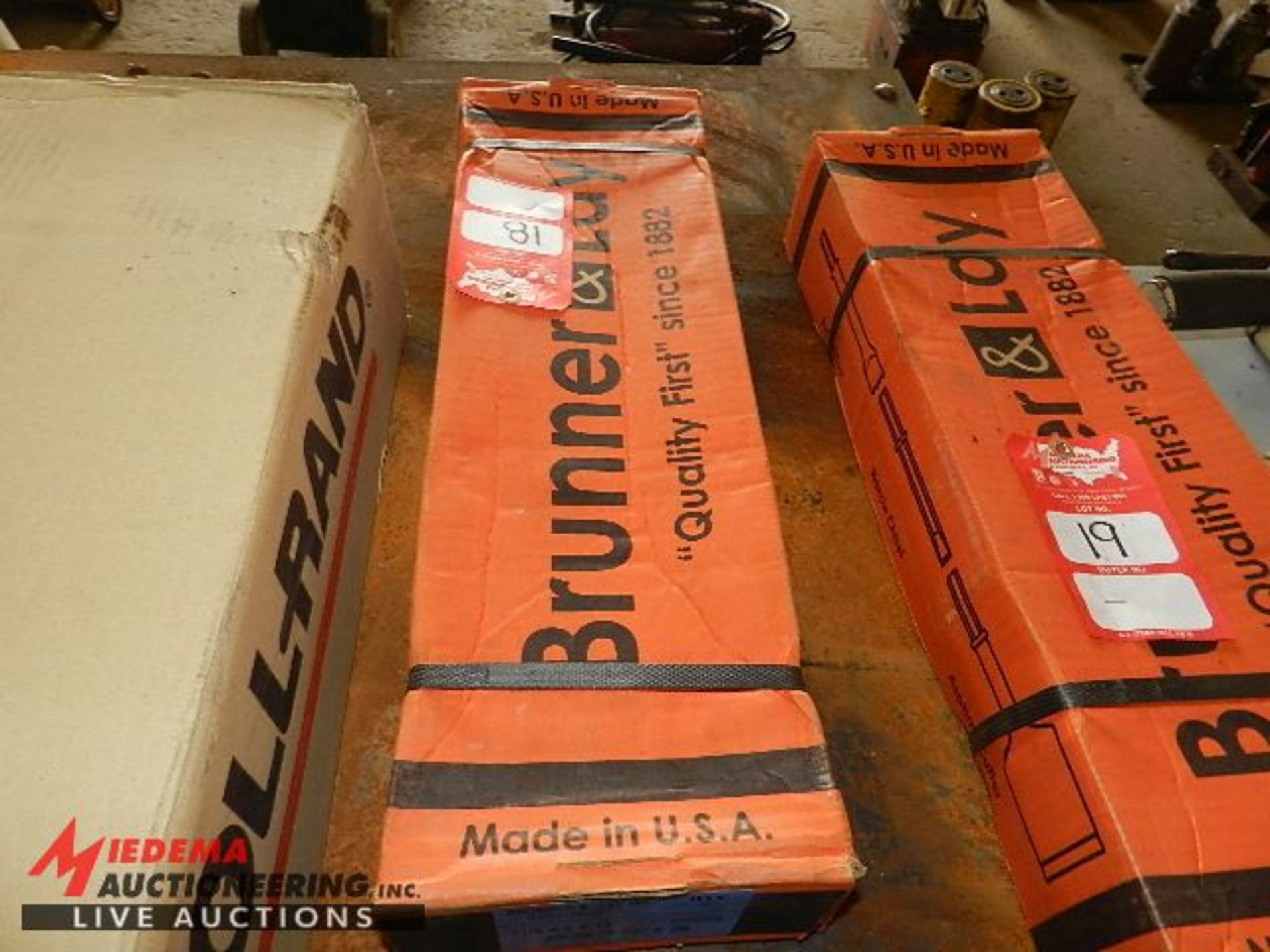 NEW BOX OF BRUNNER & LAY INC. 1 1/8'' BY 6'' BY 14'' 3'' CHISEL, MODEL #A33014