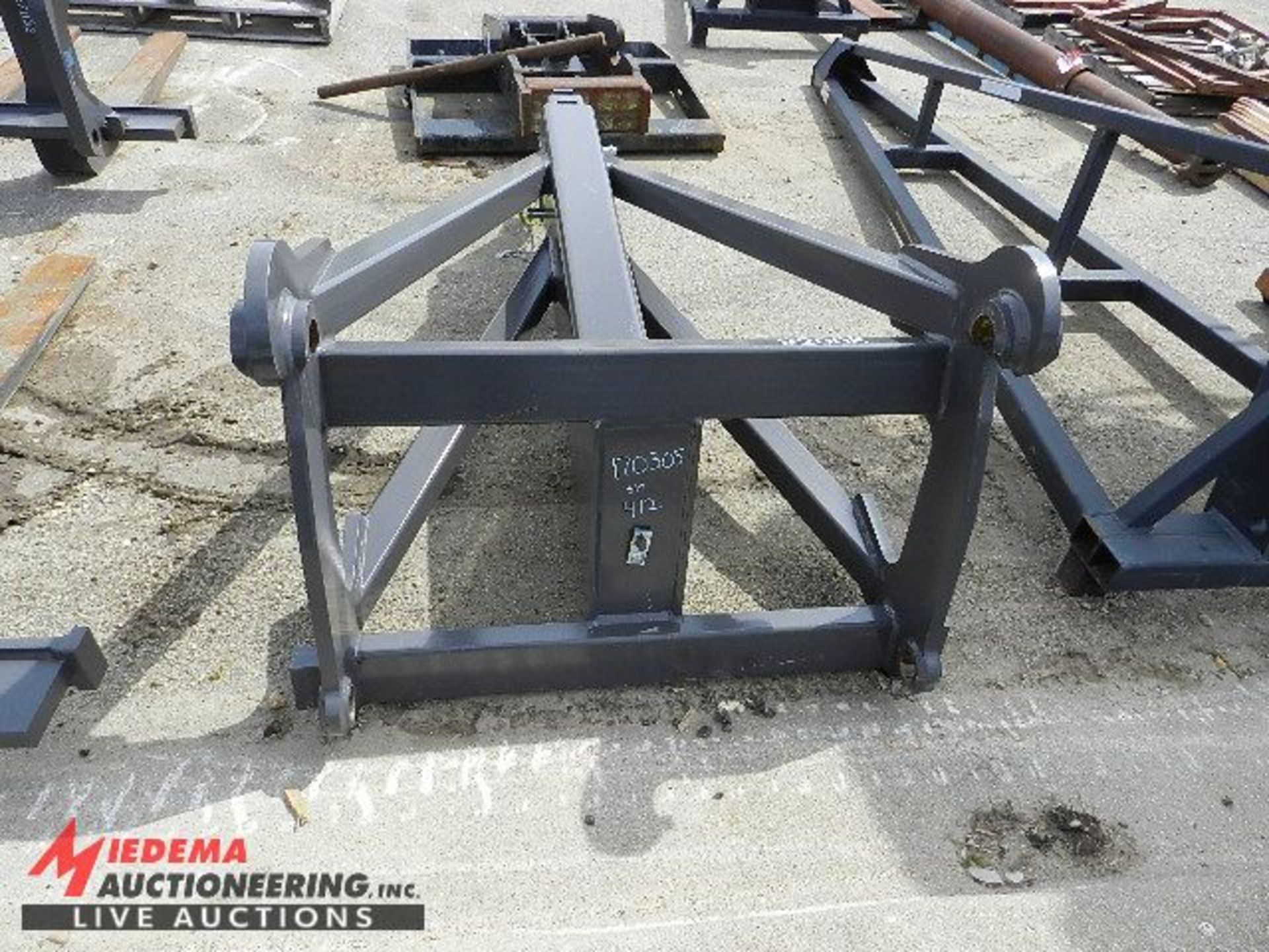 NEW VOLVO 92008 LOADER JIB ATTACHMENT (UNIT #92008) - Image 2 of 3