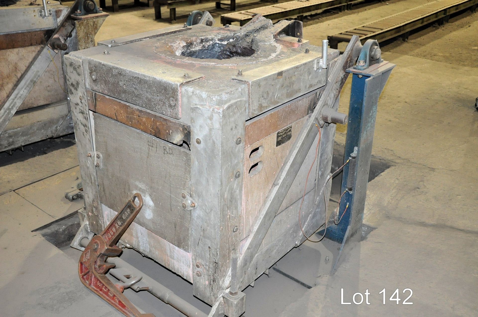 1996 AJAX MAGNETHERMIC CORP. 750 KW (Tuned Down to 500 KW) Induction Melting Furnace with (3) 1000- - Image 4 of 8