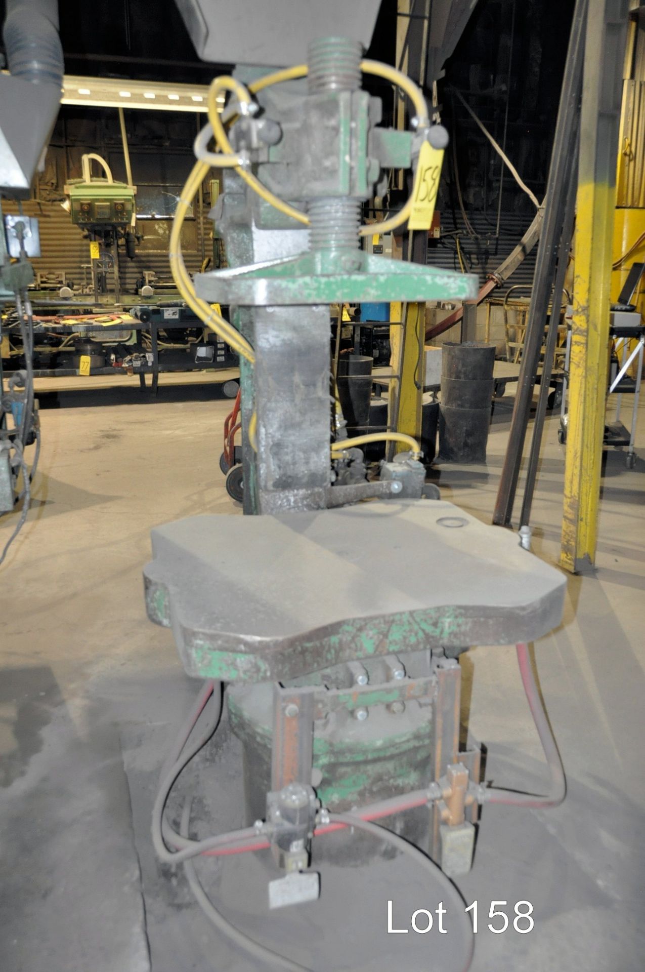 MILWAUKEE Jolt Squeeze Green Sand Molding Machine, S/N 18030, 24'' x 30'' Table Size